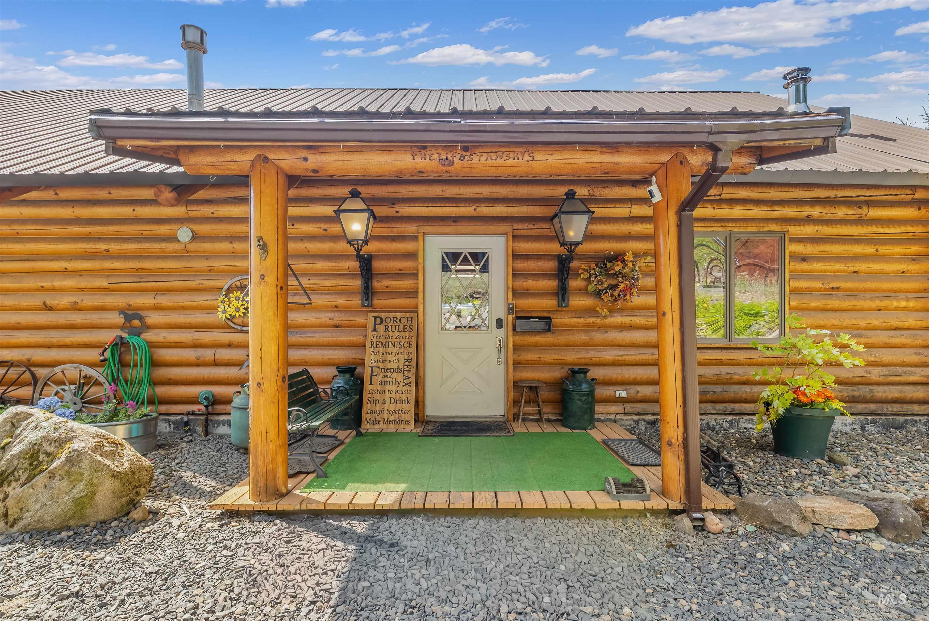 290 & 367 Trails End Dr, Ahsahka, Idaho 83520, 1 Bedroom, 1 Bathroom, Residential Income For Sale, Price $1,700,000, 98991797