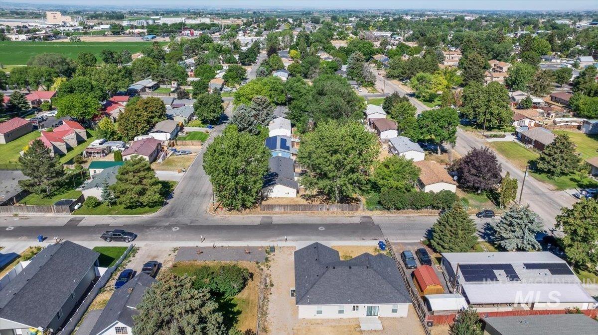 526 W Avenue E # J, Jerome, Idaho 83338-2914, 3 Bedrooms, 2 Bathrooms, Residential For Sale, Price $289,900, 98991798