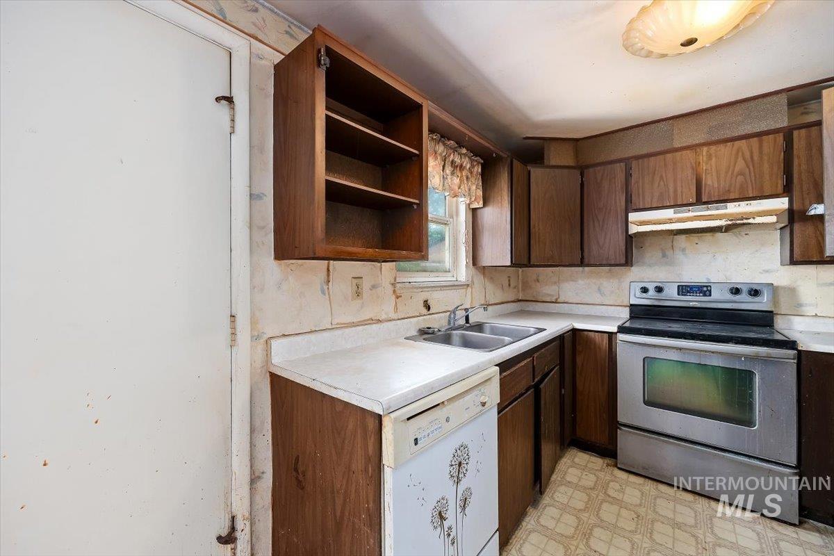 526 W Avenue E # J, Jerome, Idaho 83338-2914, 3 Bedrooms, 2 Bathrooms, Residential For Sale, Price $289,900, 98991798