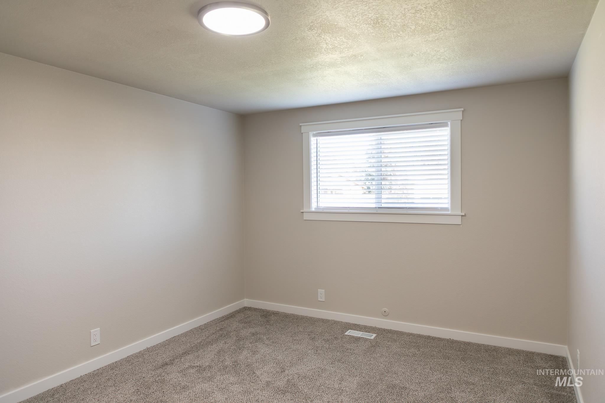 1366 Arata Way, Ontario, Oregon 97914, 3 Bedrooms, 2 Bathrooms, Rental For Rent, Price $2,495,MLS 98991800