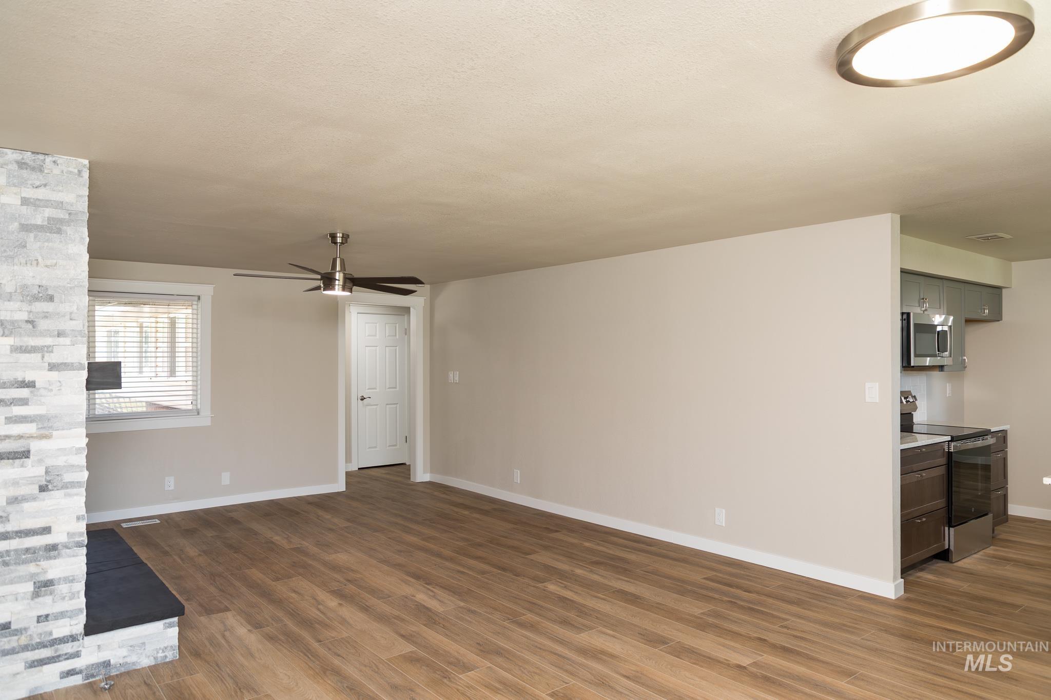 1366 Arata Way, Ontario, Oregon 97914, 3 Bedrooms, 2 Bathrooms, Rental For Rent, Price $2,495,MLS 98991800