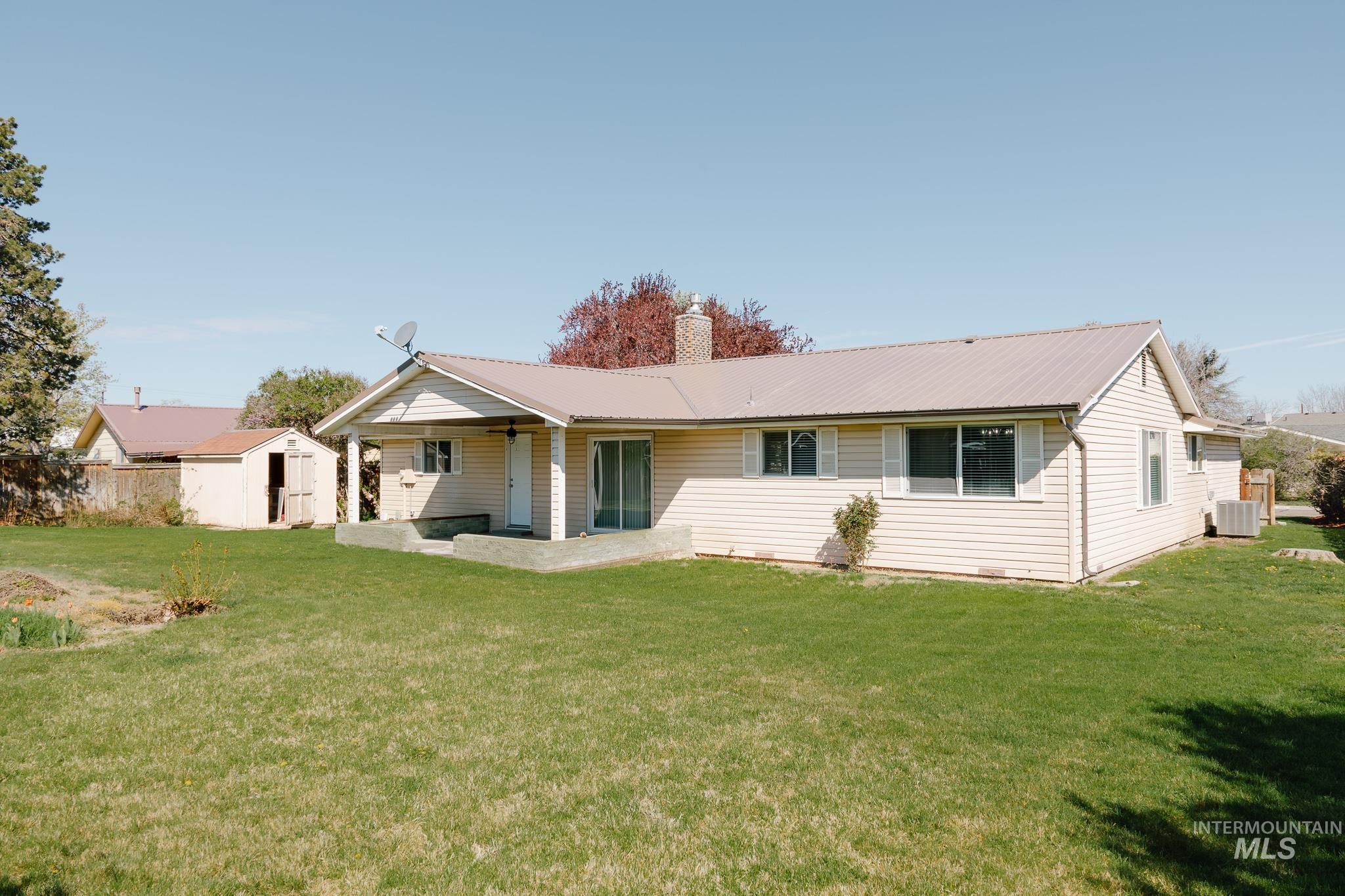 1366 Arata Way, Ontario, Oregon 97914, 3 Bedrooms, 2 Bathrooms, Rental For Rent, Price $2,495,MLS 98991800