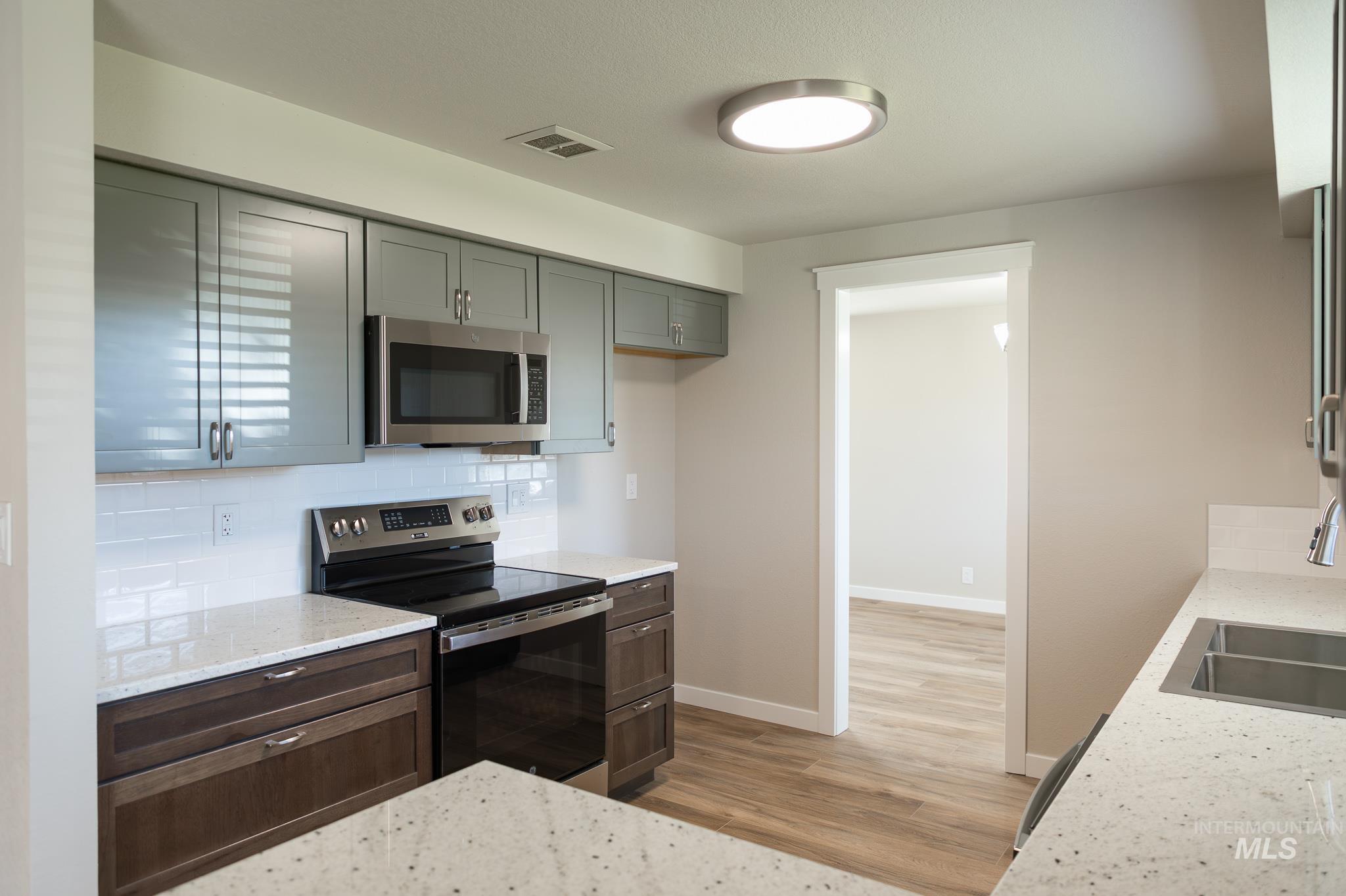 1366 Arata Way, Ontario, Oregon 97914, 3 Bedrooms, 2 Bathrooms, Rental For Rent, Price $2,495,MLS 98991800