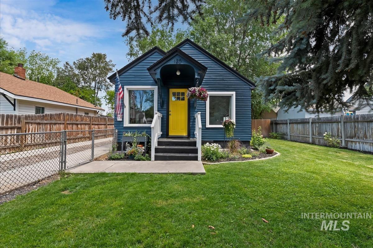 120 S Nectarine St, Nampa, Idaho 83686, 2 Bedrooms, 1 Bathroom, Residential For Sale, Price $319,500, 98991801