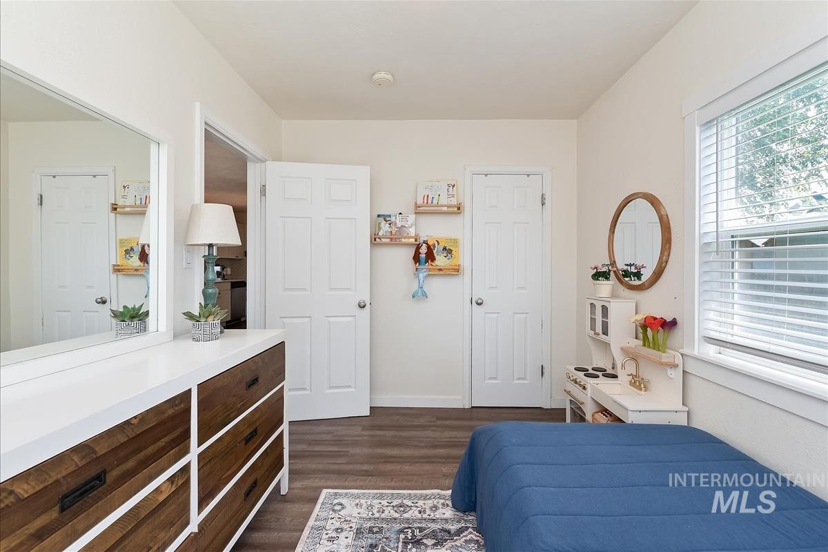 120 S Nectarine St, Nampa, Idaho 83686, 2 Bedrooms, 1 Bathroom, Residential For Sale, Price $319,500, 98991801