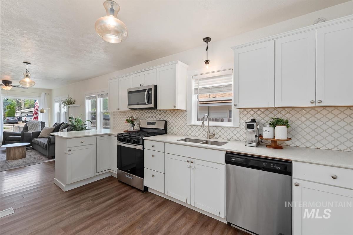 120 S Nectarine St, Nampa, Idaho 83686, 2 Bedrooms, 1 Bathroom, Residential For Sale, Price $319,500, 98991801