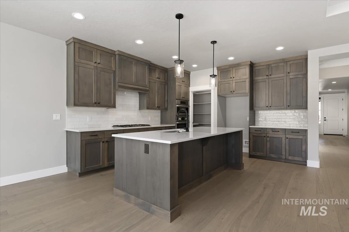 11945 S Besra Ln., Kuna, Idaho 83634, 4 Bedrooms, 2 Bathrooms, Residential For Sale, Price $629,880,MLS 98991805