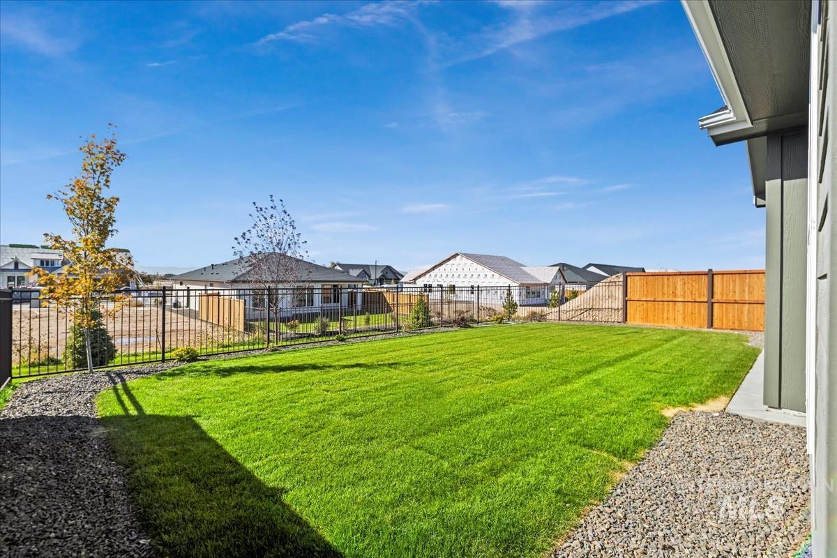 11945 S Besra Ln., Kuna, Idaho 83634-0000, 3 Bedrooms, 2 Bathrooms, Residential For Sale, Price $629,880,MLS 98991805