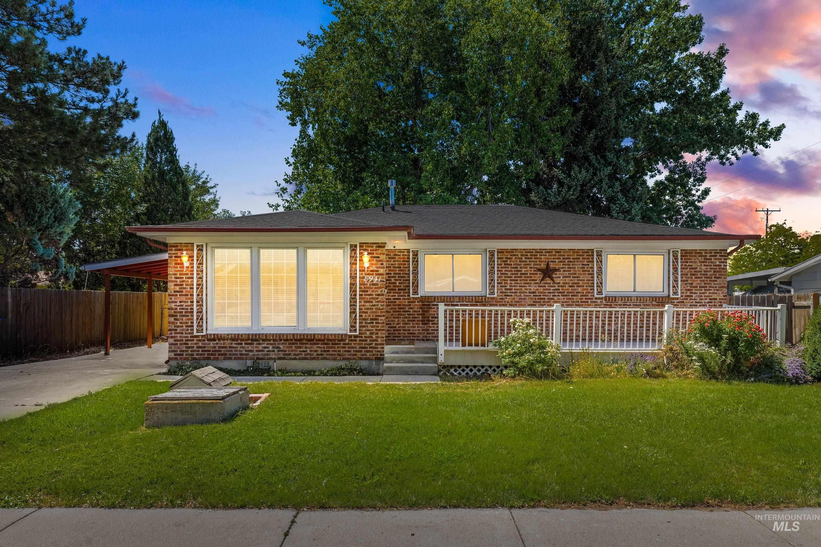 8941 W Donnybrook Dr, Boise, Idaho 83709, 3 Bedrooms, 2 Bathrooms, Residential For Sale, Price $389,900, 98991807