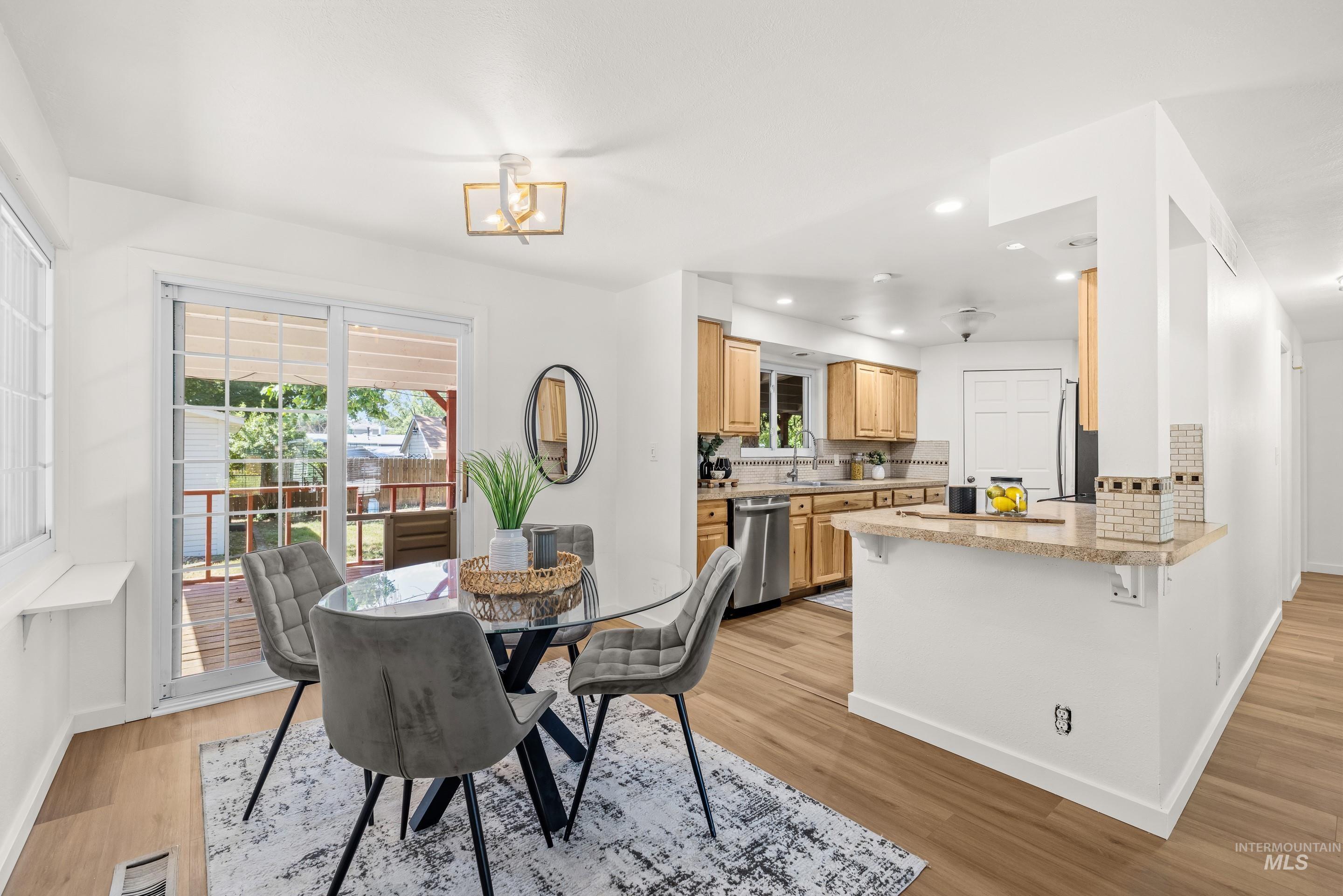 8941 W Donnybrook Dr, Boise, Idaho 83709, 3 Bedrooms, 2 Bathrooms, Residential For Sale, Price $389,900, 98991807