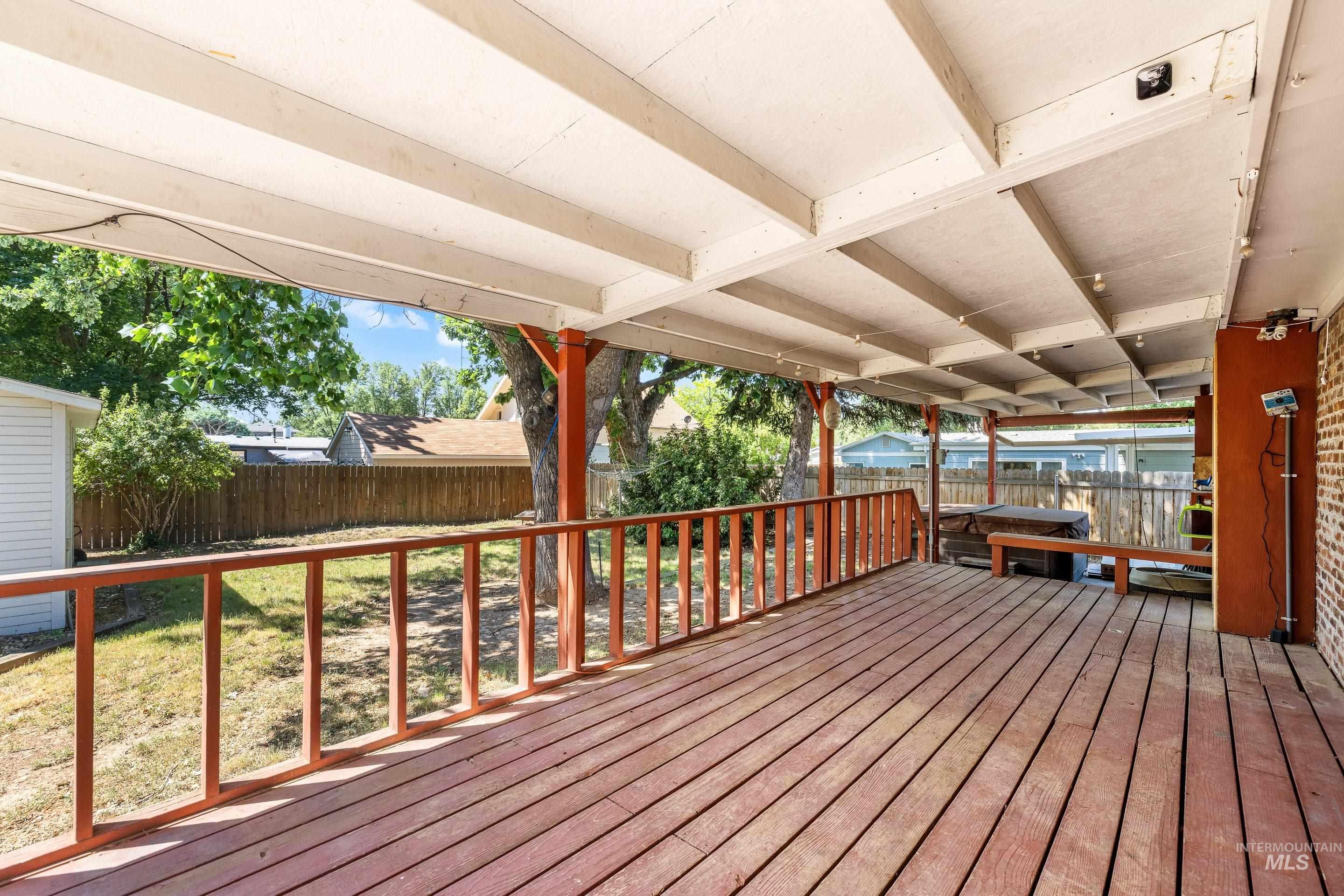 8941 W Donnybrook Dr, Boise, Idaho 83709, 3 Bedrooms, 2 Bathrooms, Residential For Sale, Price $389,900, 98991807