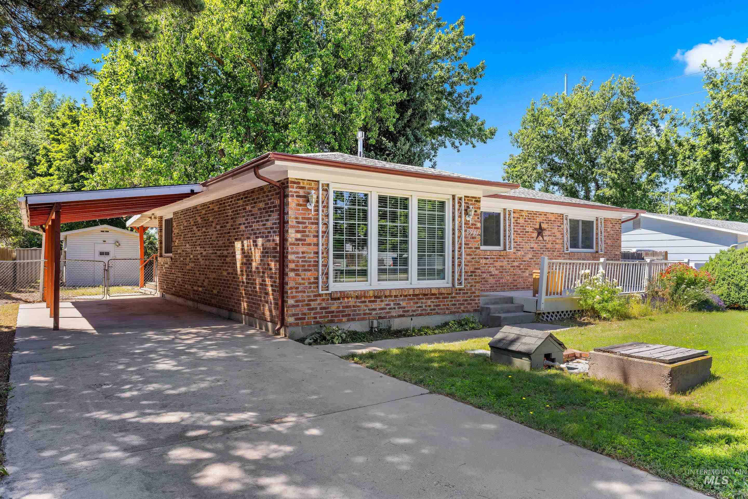 8941 W Donnybrook Dr, Boise, Idaho 83709, 3 Bedrooms, 2 Bathrooms, Residential For Sale, Price $389,900, 98991807