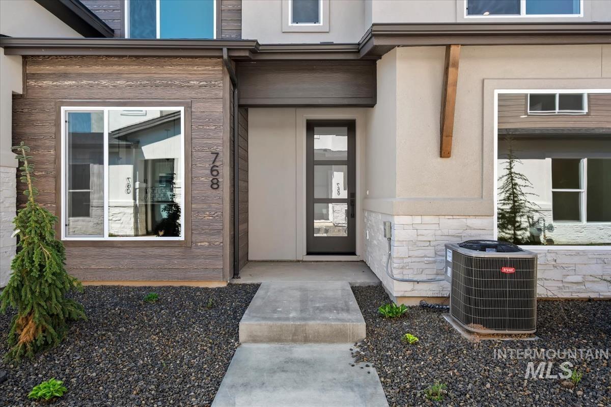 768 S Calhoun Ln., Star, Idaho 83669, 3 Bedrooms, 2.5 Bathrooms, Residential For Sale, Price $414,880,MLS 98991810