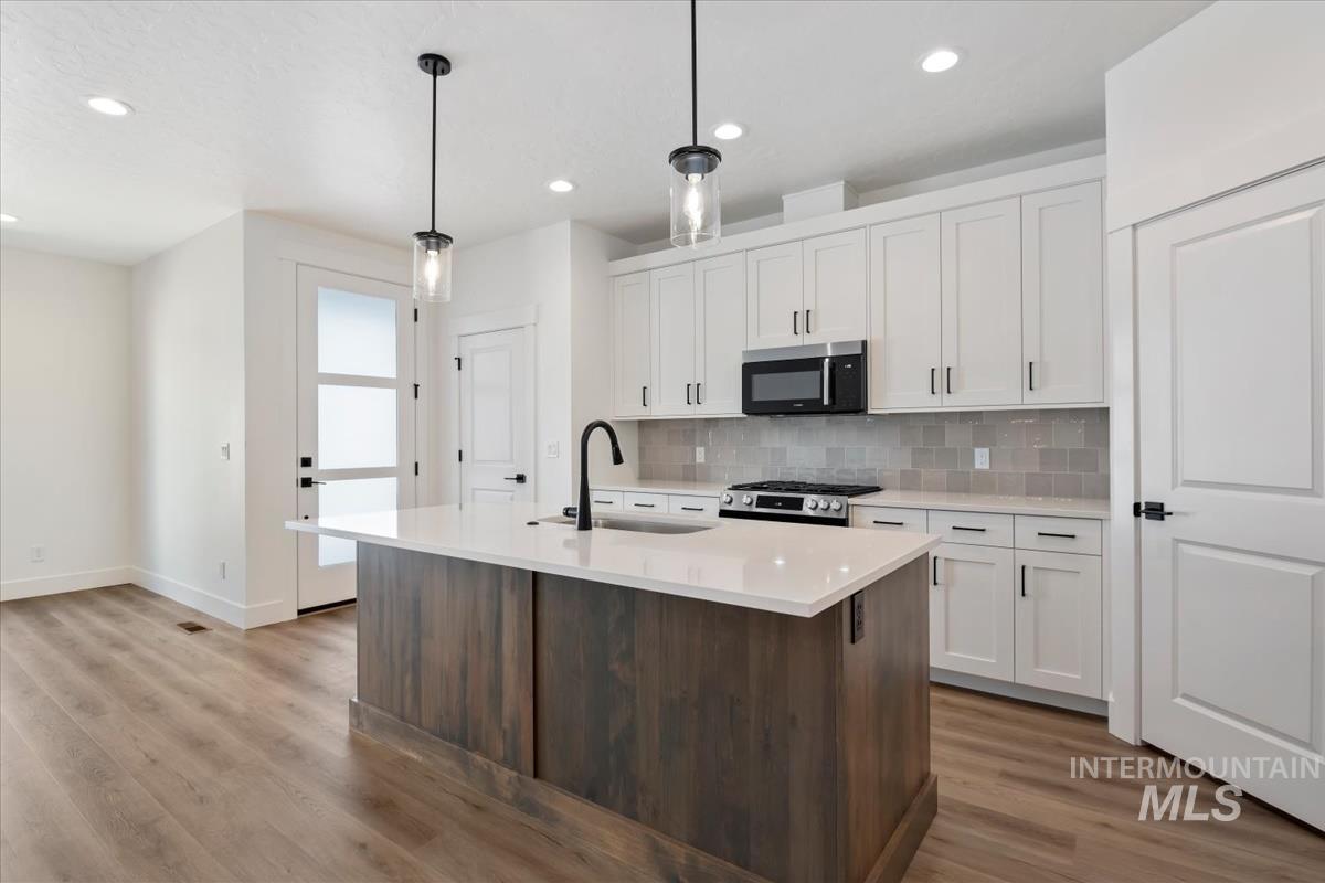 768 S Calhoun Ln., Star, Idaho 83669, 3 Bedrooms, 2.5 Bathrooms, Residential For Sale, Price $414,880,MLS 98991810