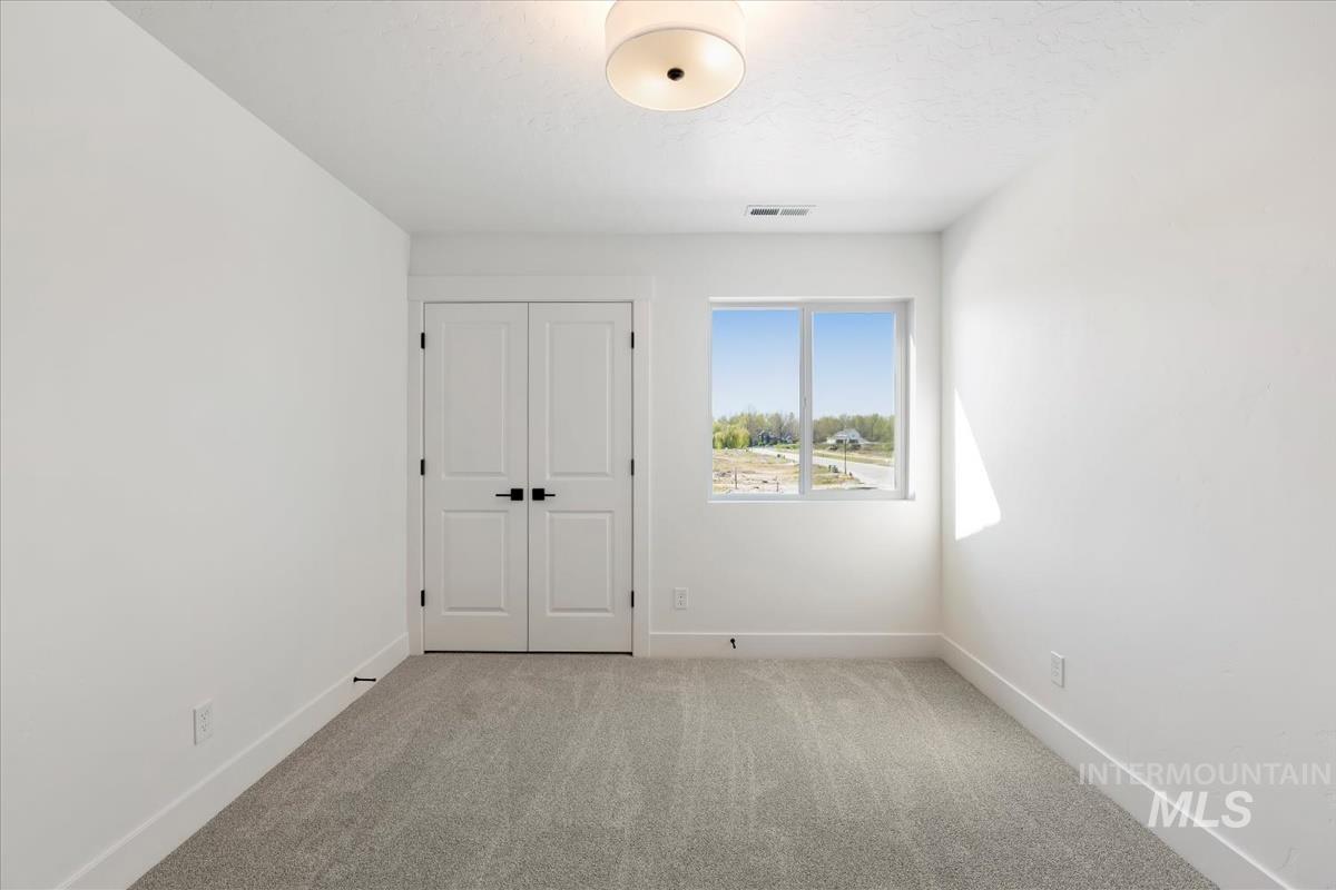 768 S Calhoun Ln., Star, Idaho 83669, 3 Bedrooms, 2.5 Bathrooms, Residential For Sale, Price $414,880,MLS 98991810