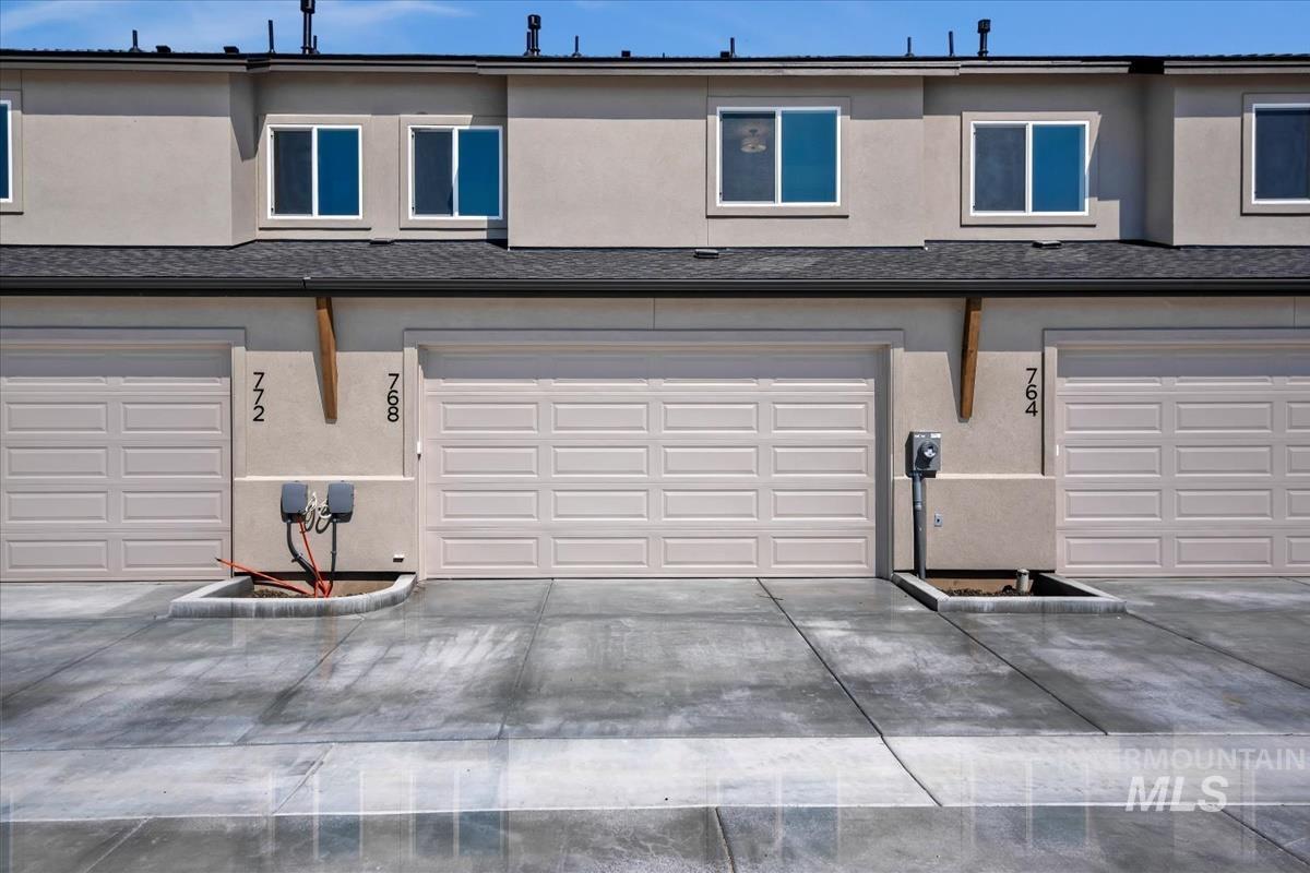 768 S Calhoun Ln., Star, Idaho 83669, 3 Bedrooms, 2.5 Bathrooms, Residential For Sale, Price $414,880,MLS 98991810