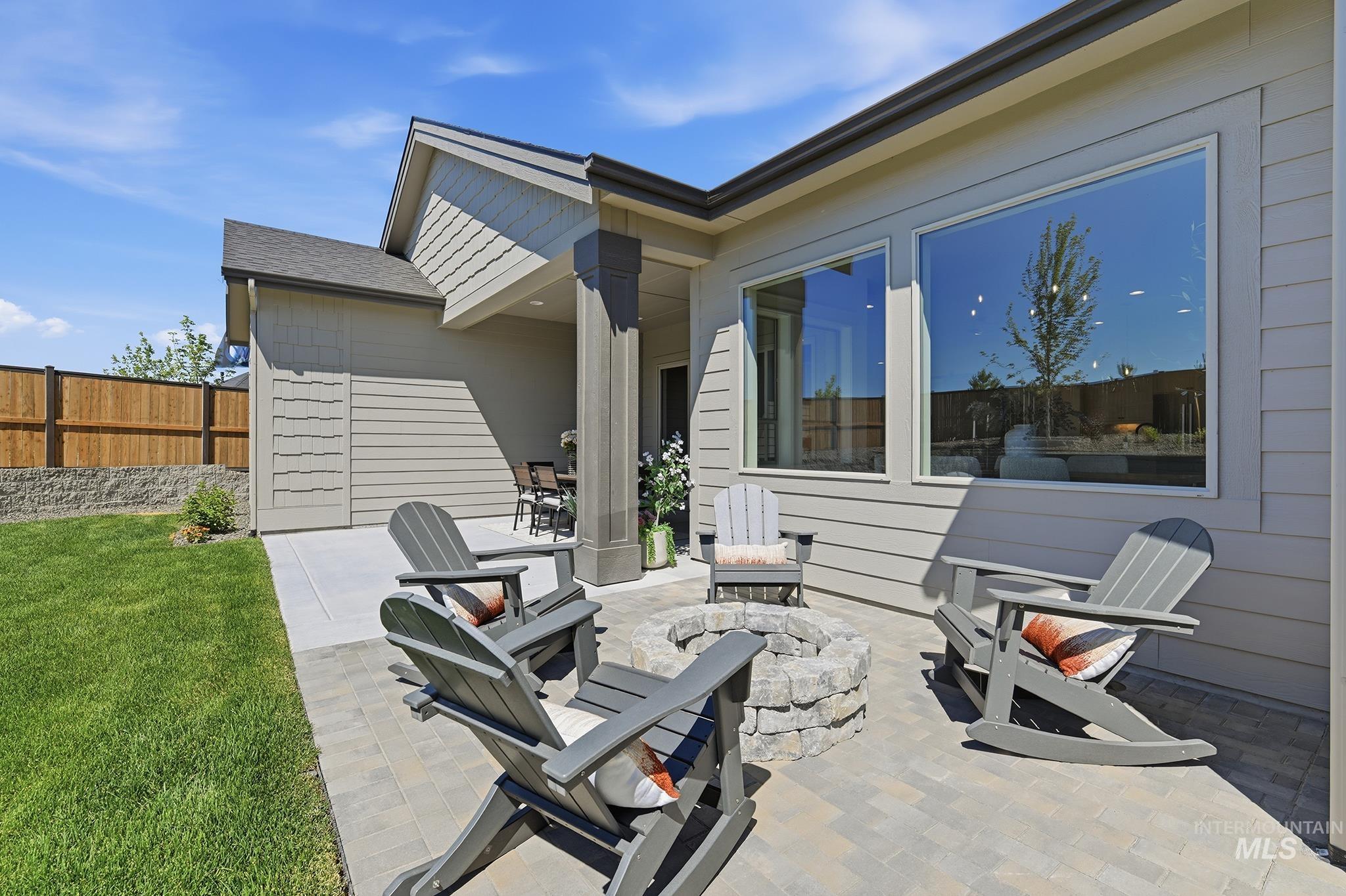 6484 W Carnock Dr, Eagle, Idaho 83616, 3 Bedrooms, 3 Bathrooms, Residential For Sale, Price $874,900,MLS 98991812