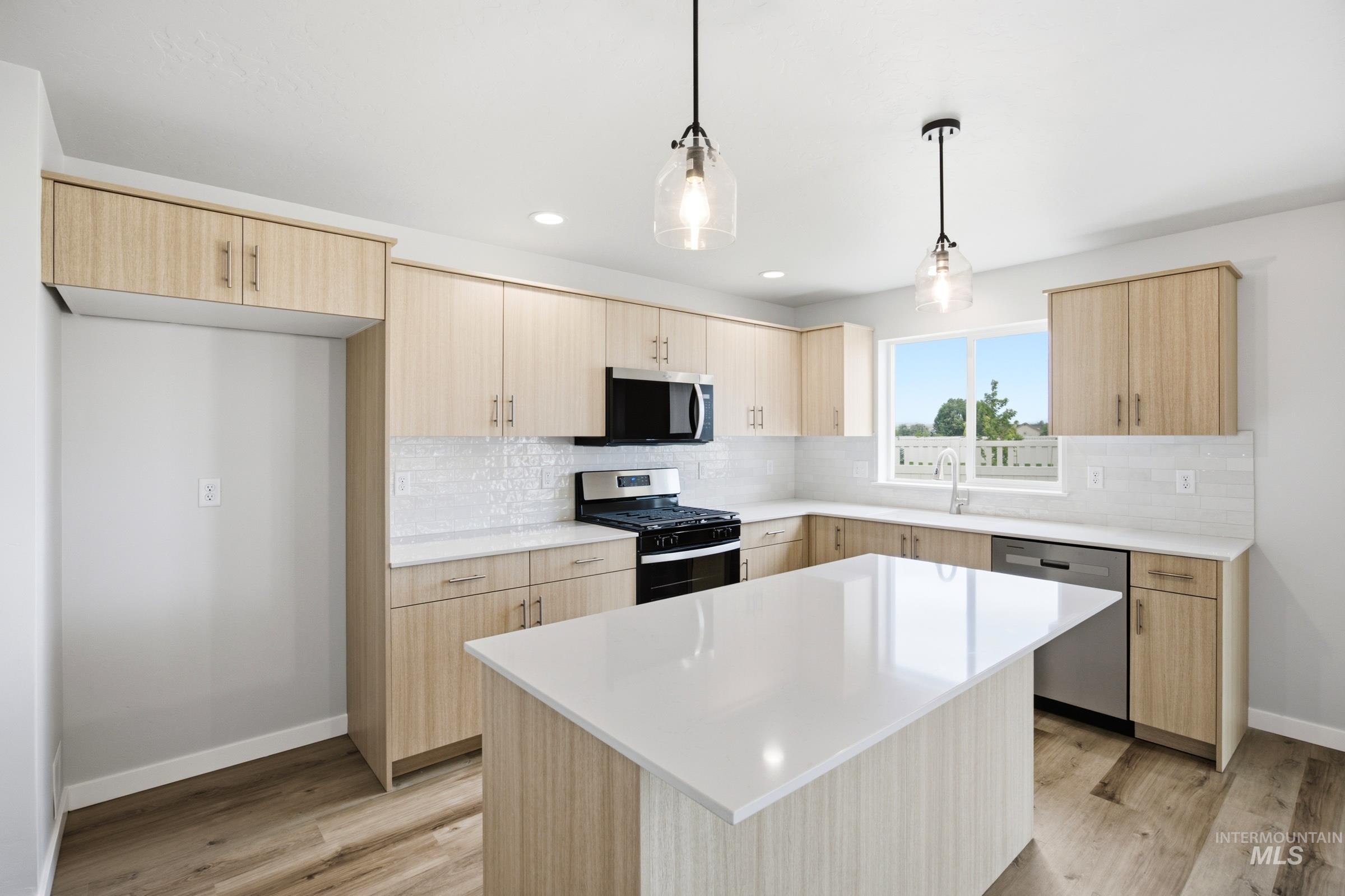 7278 W Trumbull Ct, Eagle, Idaho 83616, 5 Bedrooms, 3 Bathrooms, Residential For Sale, Price $674,990,MLS 98991813