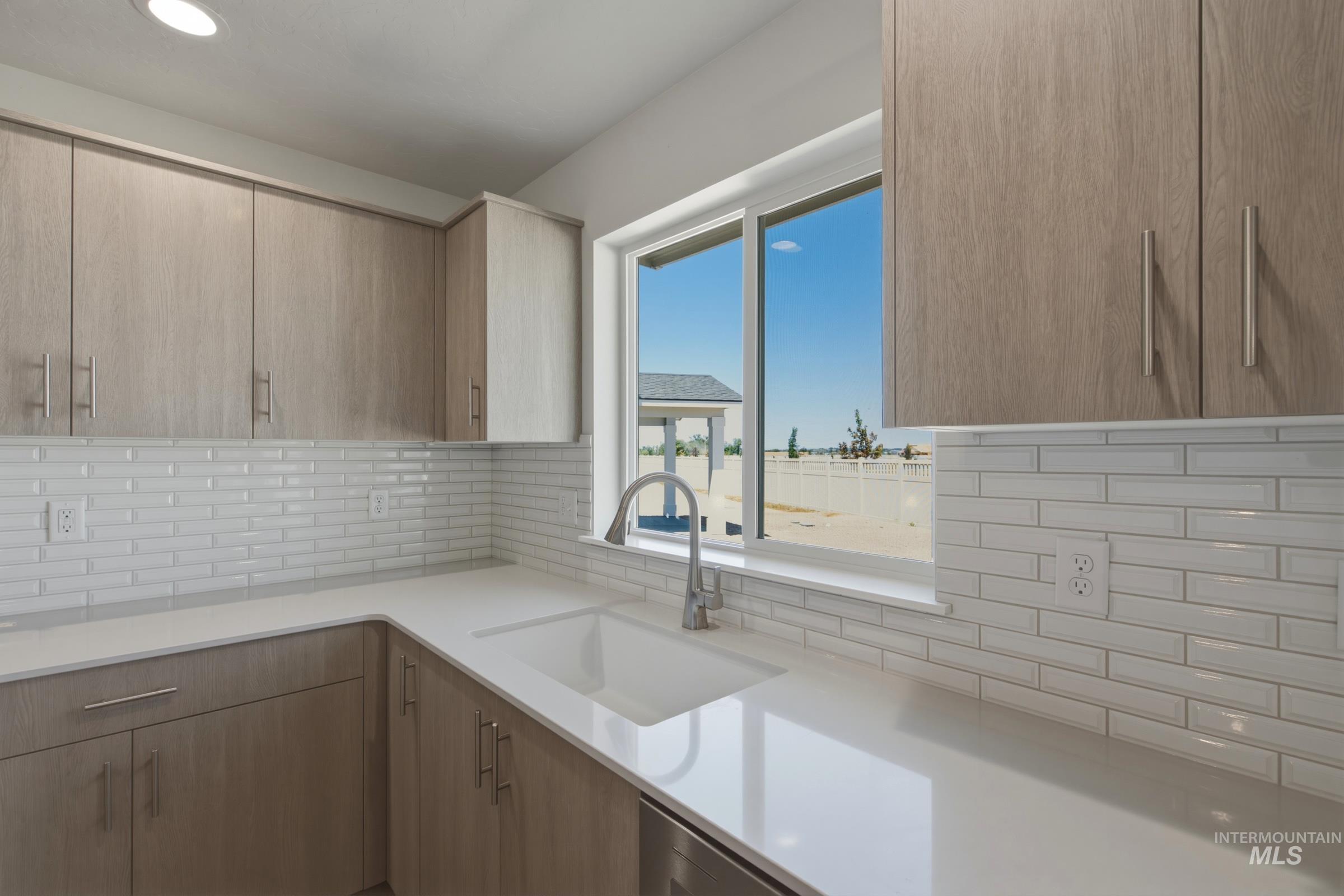 7284 W Trumbull Ct, Eagle, Idaho 83616, 4 Bedrooms, 2.5 Bathrooms, Residential For Sale, Price $654,990,MLS 98991814