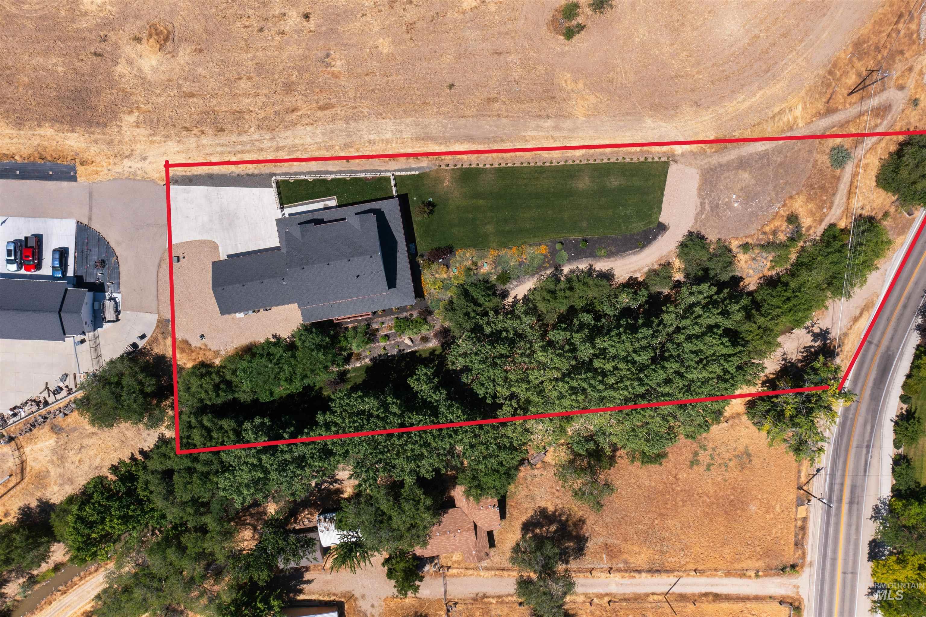 402 Loma Alta Ave, Caldwell, Idaho 83605, 4 Bedrooms, 2.5 Bathrooms, Residential For Sale, Price $819,000,MLS 98991817