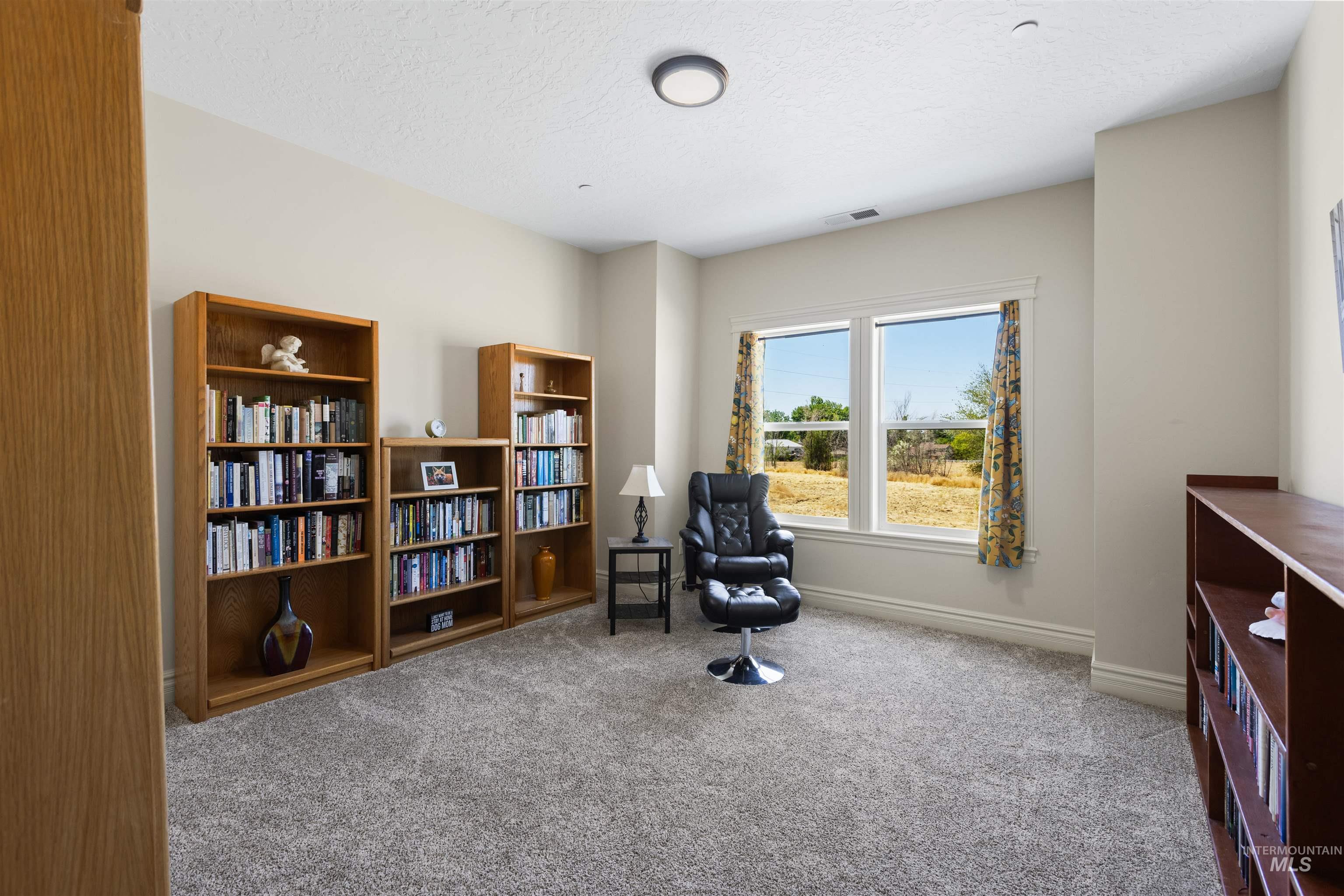 402 Loma Alta Ave, Caldwell, Idaho 83605, 4 Bedrooms, 2.5 Bathrooms, Residential For Sale, Price $819,000,MLS 98991817