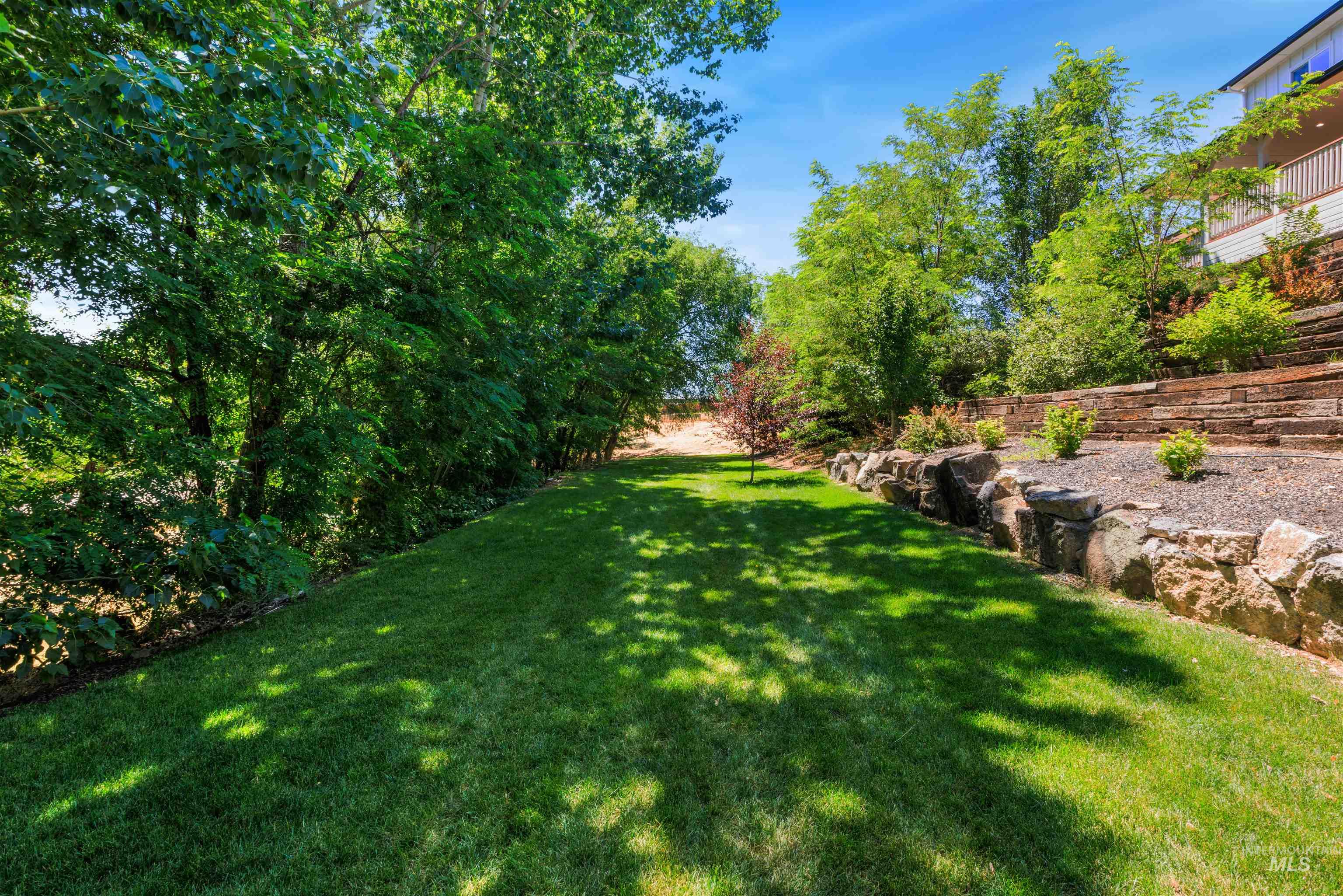 402 Loma Alta Ave, Caldwell, Idaho 83605, 4 Bedrooms, 2.5 Bathrooms, Residential For Sale, Price $819,000,MLS 98991817
