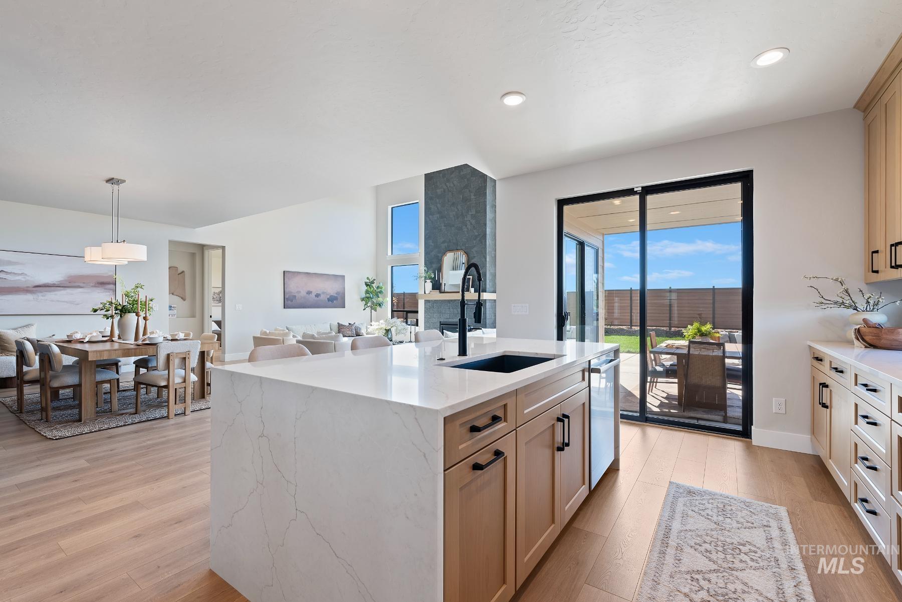 8410 W Graye Street, Meridian, Idaho 83646, 5 Bedrooms, 4 Bathrooms, Residential For Sale, Price $984,900,MLS 98991818