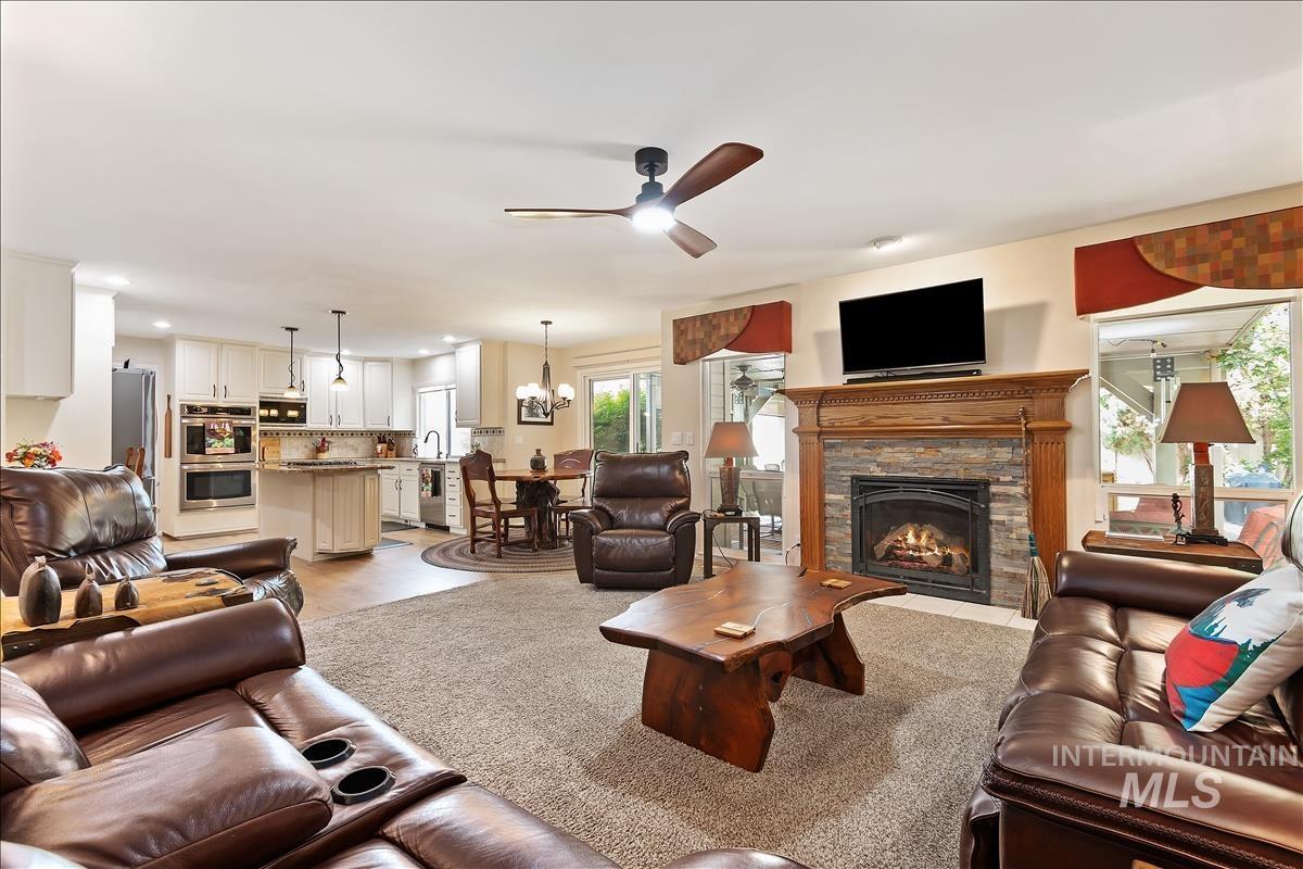 13386 W Woodspring Ct, Boise, Idaho 83713, 5 Bedrooms, 4 Bathrooms, Residential For Sale, Price $925,000,MLS 98991823