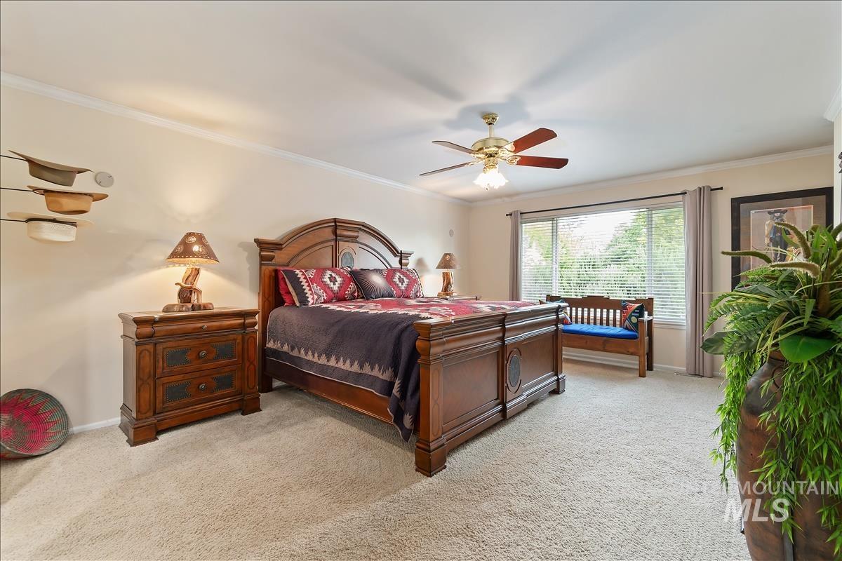 13386 W Woodspring Ct, Boise, Idaho 83713, 5 Bedrooms, 4 Bathrooms, Residential For Sale, Price $925,000,MLS 98991823
