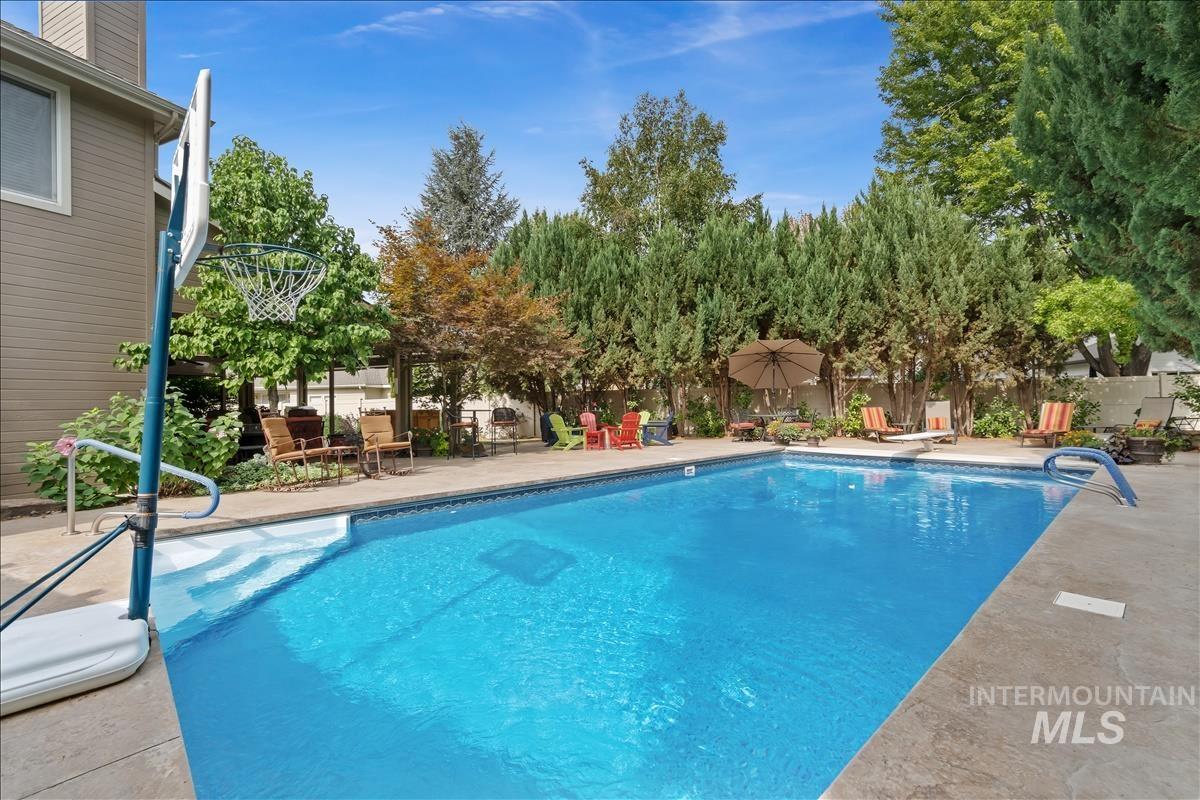 13386 W Woodspring Ct, Boise, Idaho 83713, 5 Bedrooms, 4 Bathrooms, Residential For Sale, Price $925,000,MLS 98991823
