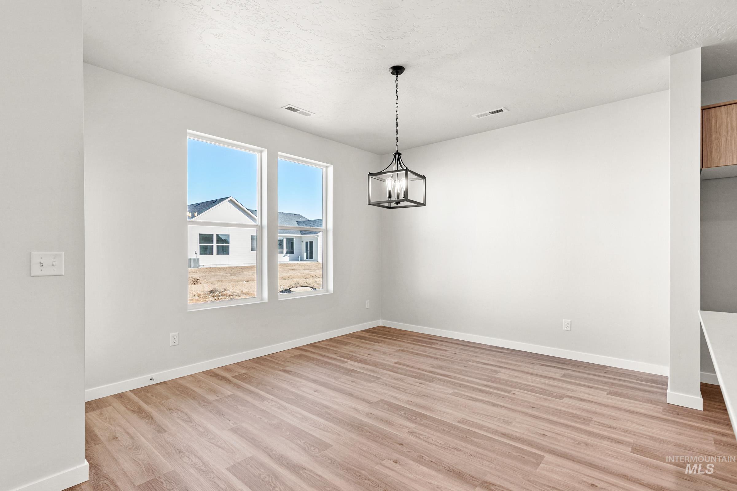 8331 E Presley Ct, Nampa, Idaho 83687, 4 Bedrooms, 2 Bathrooms, Residential For Sale, Price $479,990,MLS 98991824