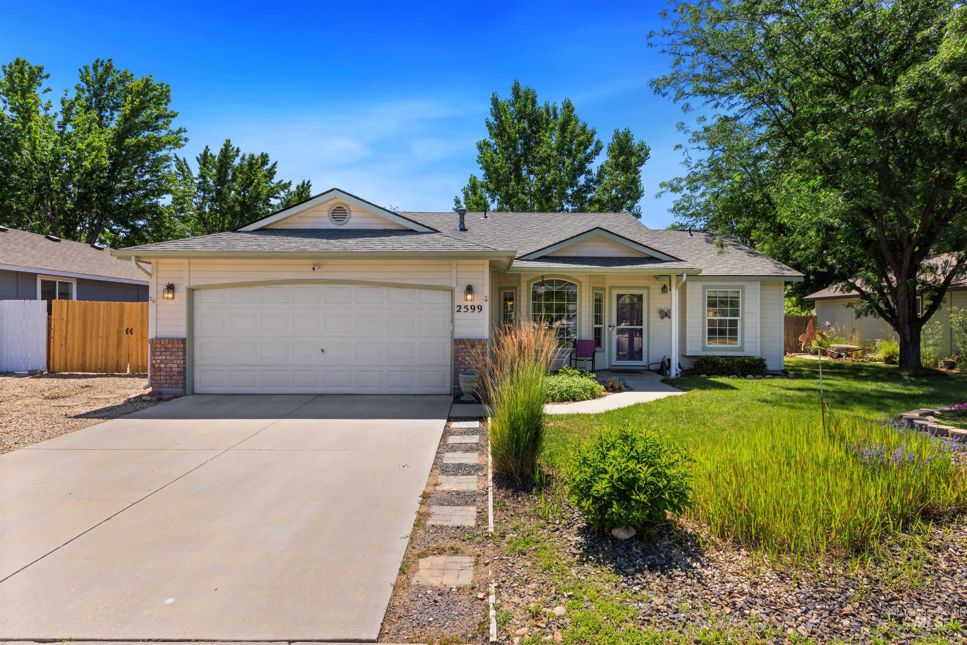 2599 N Old Stone Way, Meridian, Idaho 83646, 4 Bedrooms, 2 Bathrooms, Residential For Sale, Price $420,000, 98991825