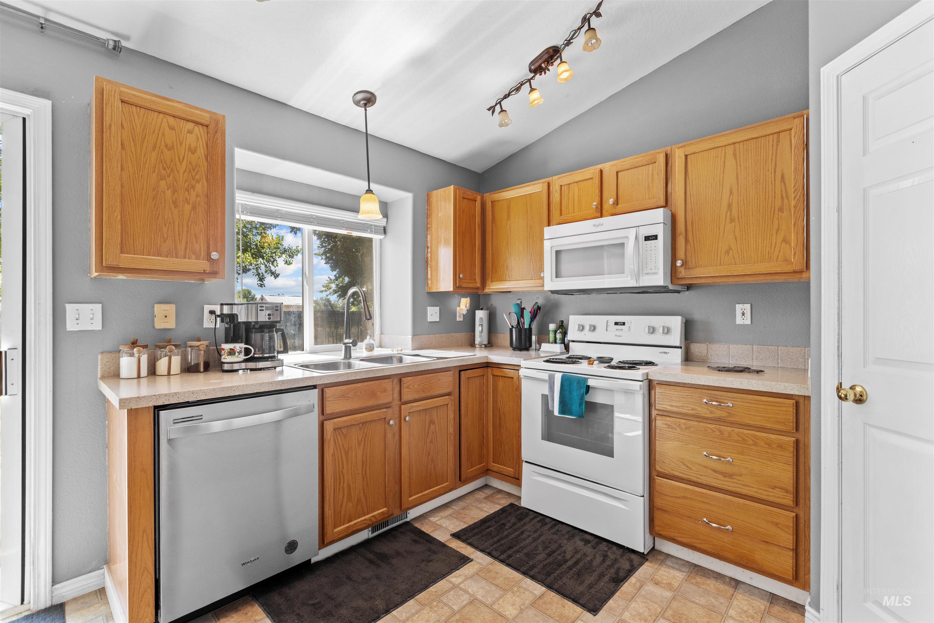 2599 N Old Stone Way, Meridian, Idaho 83646, 4 Bedrooms, 2 Bathrooms, Residential For Sale, Price $420,000, 98991825
