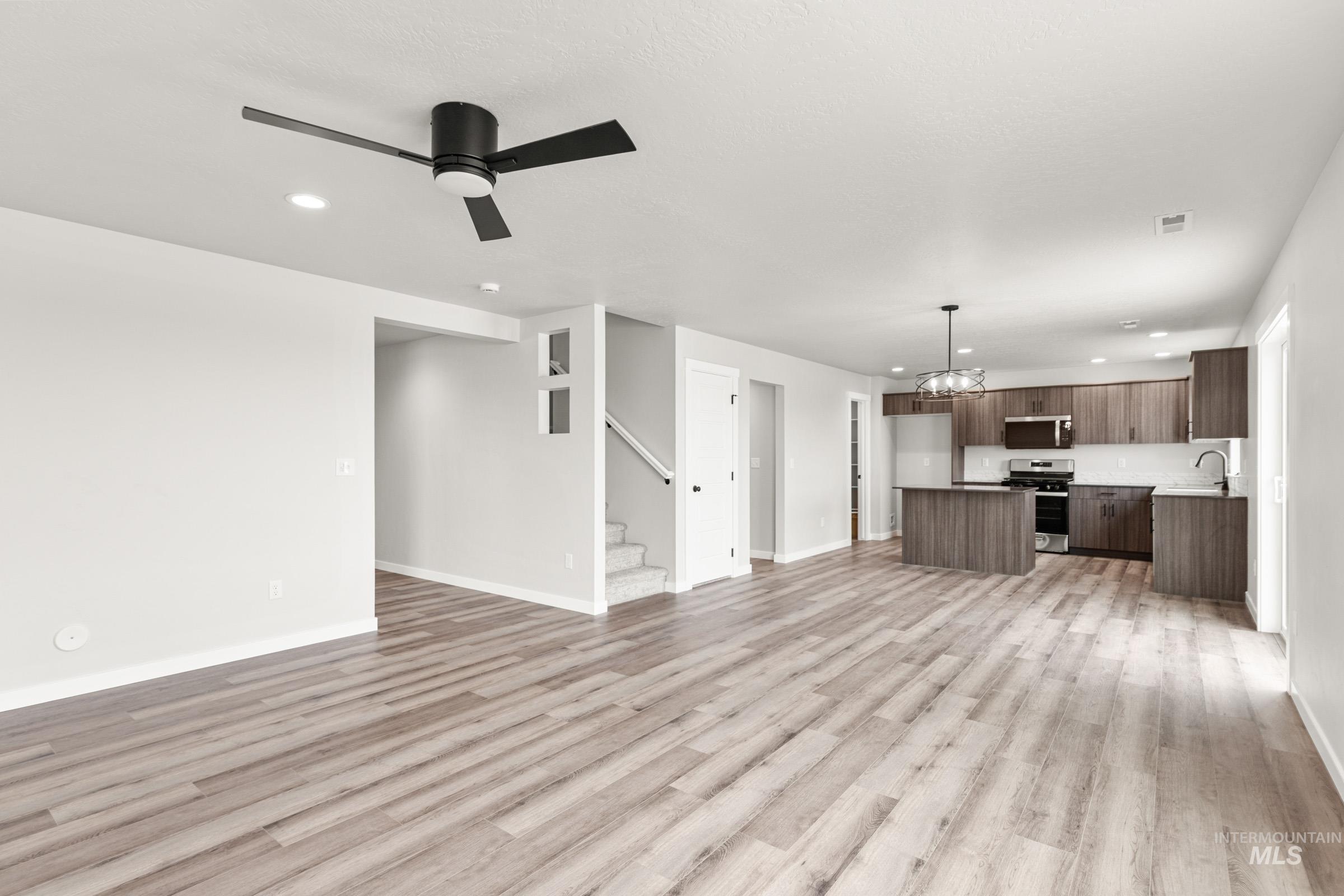 8277 E Presley Ct, Nampa, Idaho 83687, 4 Bedrooms, 2.5 Bathrooms, Residential For Sale, Price $459,990,MLS 98991826