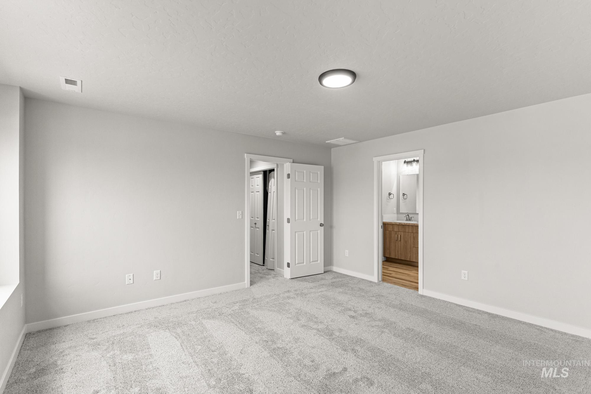 1424 Sunday River St, Middleton, Idaho 83644, 3 Bedrooms, 2.5 Bathrooms, Residential For Sale, Price $434,990,MLS 98991827