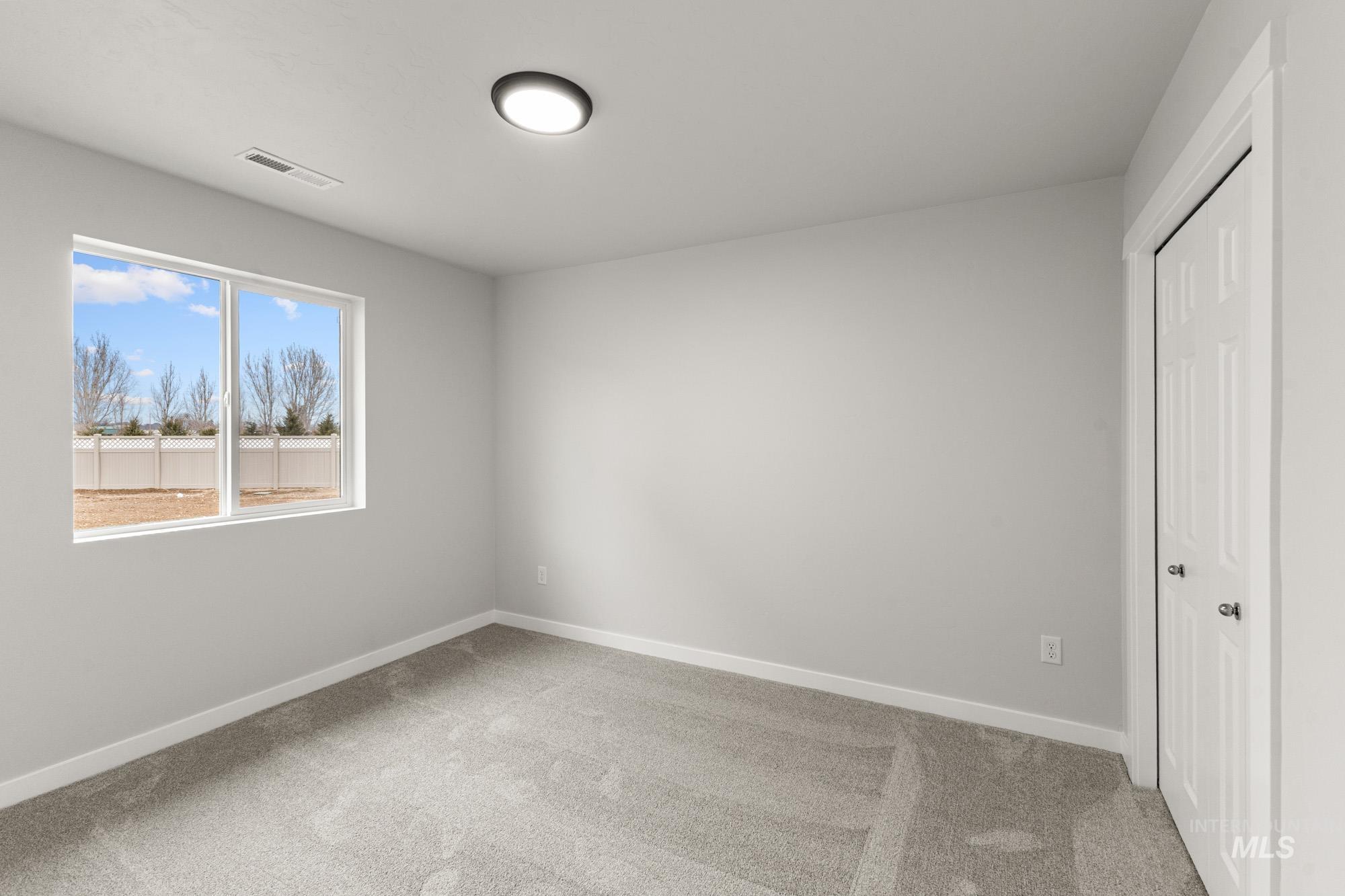 17667 N Raynolds Peak Way, Nampa, Idaho 83687, 3 Bedrooms, 2 Bathrooms, Residential For Sale, Price $454,990,MLS 98991830