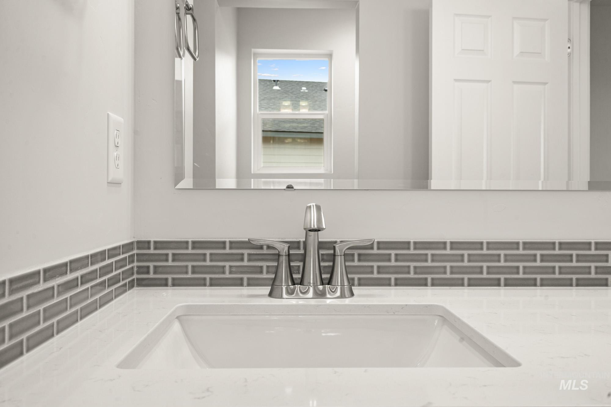 17667 N Raynolds Peak Way, Nampa, Idaho 83687, 3 Bedrooms, 2 Bathrooms, Residential For Sale, Price $454,990,MLS 98991830