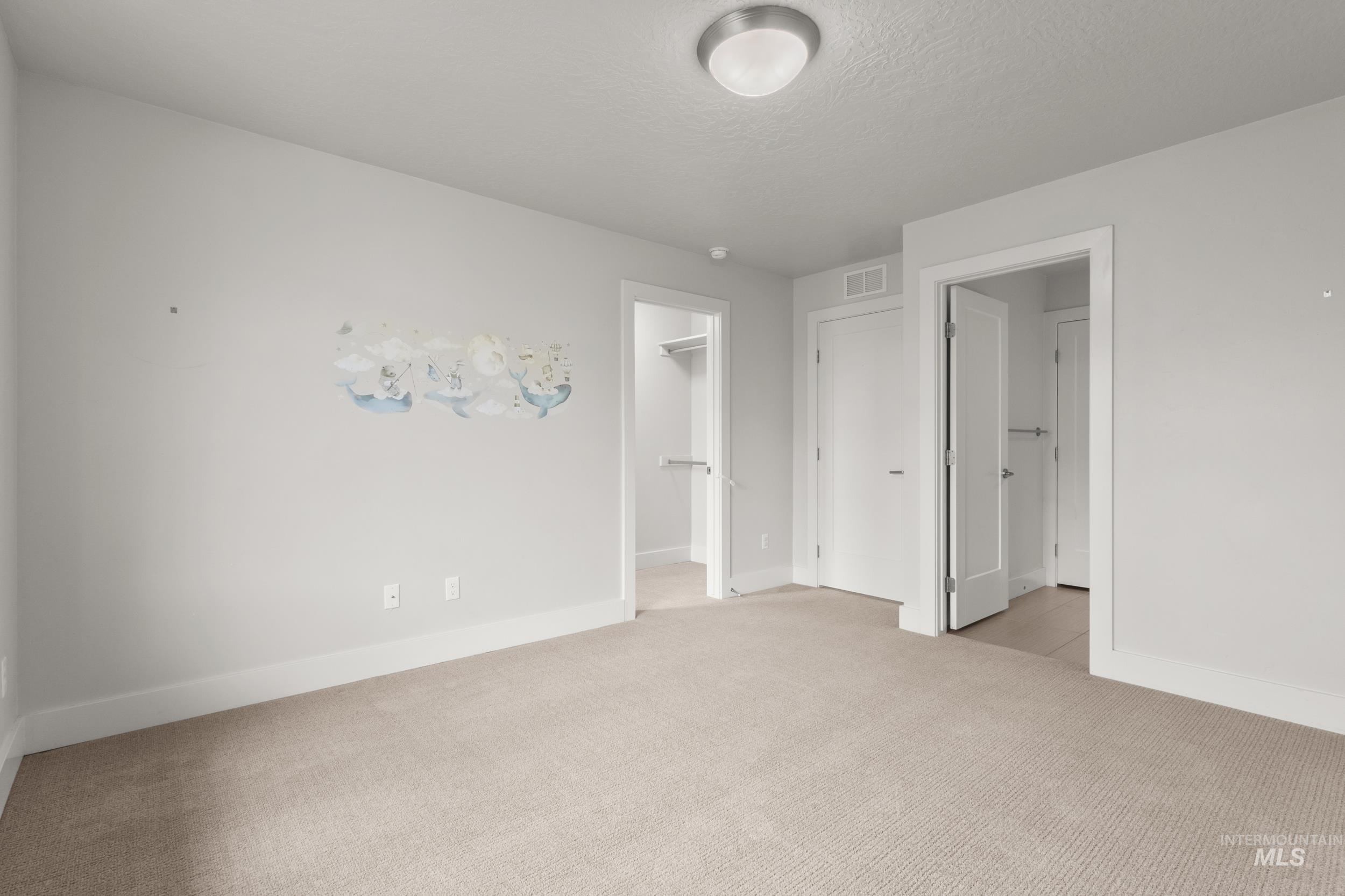 3681 E Parkcenter, Boise, Idaho 83716, 3 Bedrooms, 3.5 Bathrooms, Residential For Sale, Price $640,000,MLS 98991831