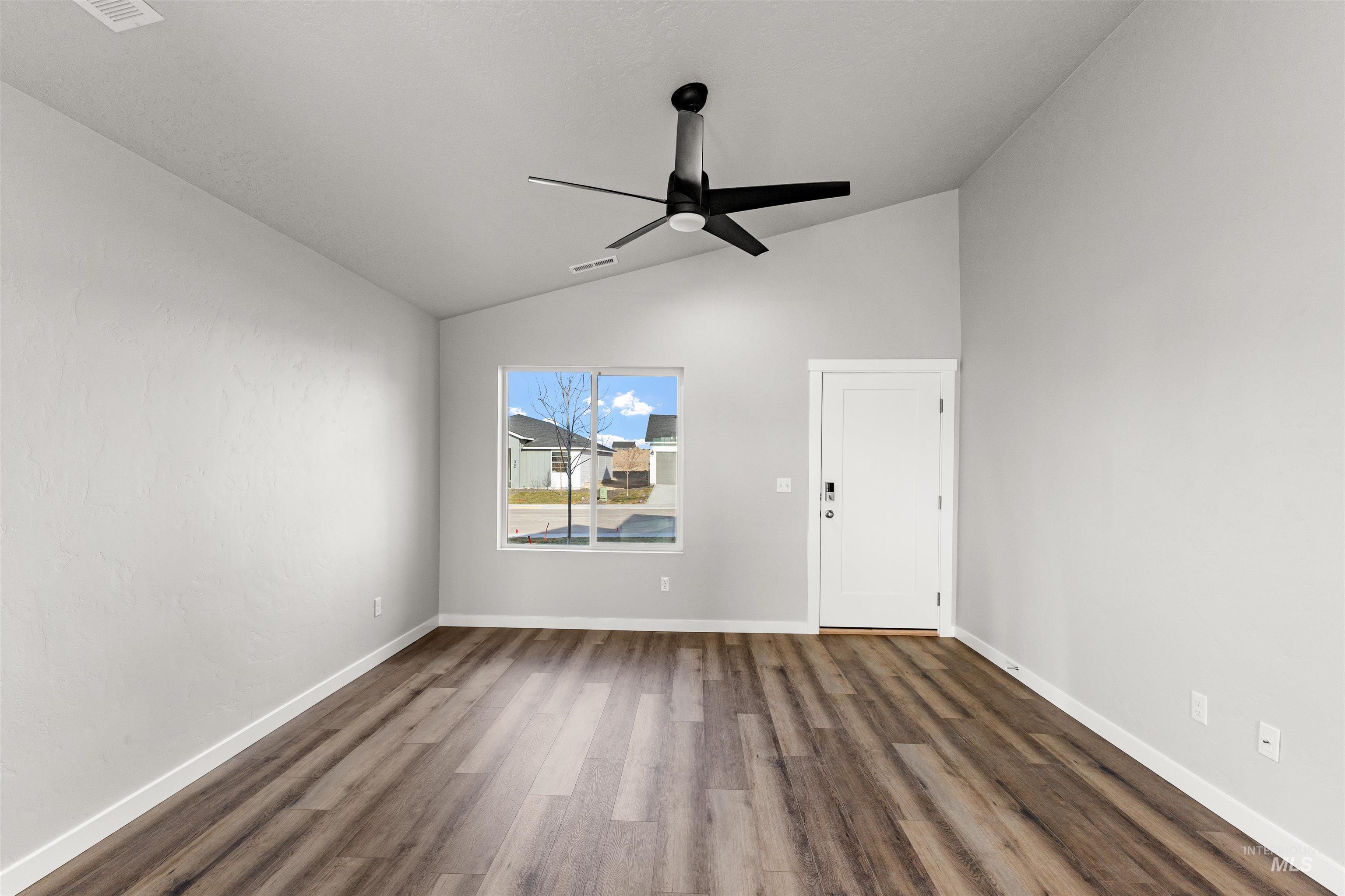 2485 W Red Jasper Dr, Kuna, Idaho 83634, 3 Bedrooms, 2 Bathrooms, Residential For Sale, Price $419,990, 98991840