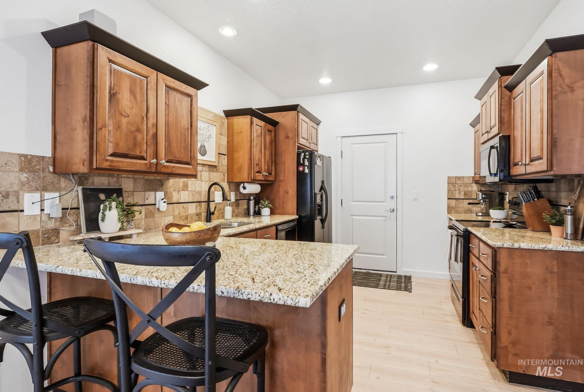 2166 S Myers Pl, Boise, Idaho 83706, 3 Bedrooms, 2.5 Bathrooms, Residential For Sale, Price $549,900,MLS 98991848