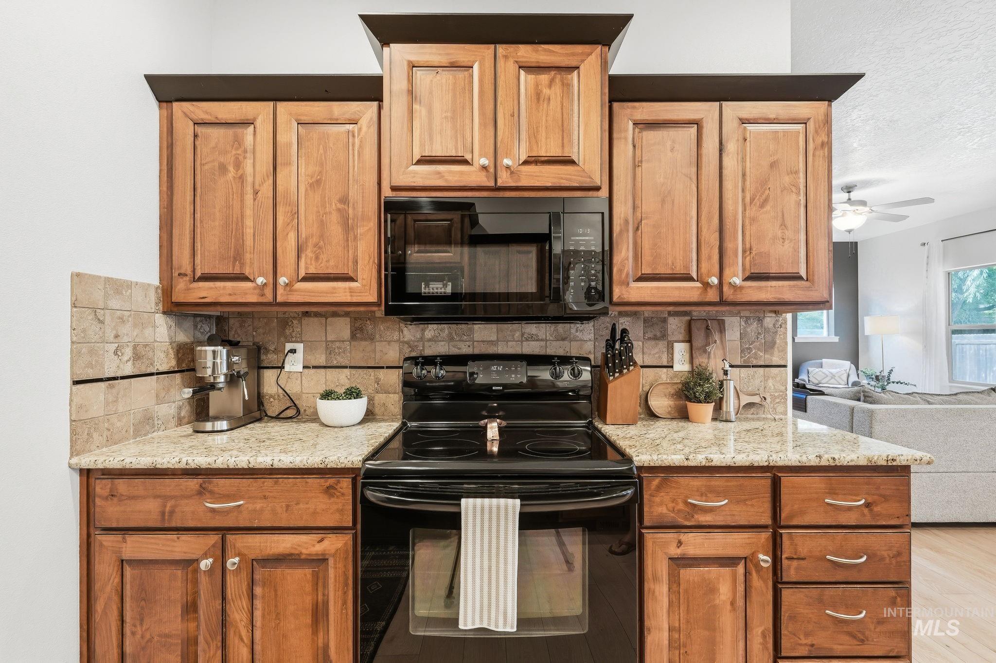2166 S Myers Pl, Boise, Idaho 83706, 3 Bedrooms, 2.5 Bathrooms, Residential For Sale, Price $549,900,MLS 98991848