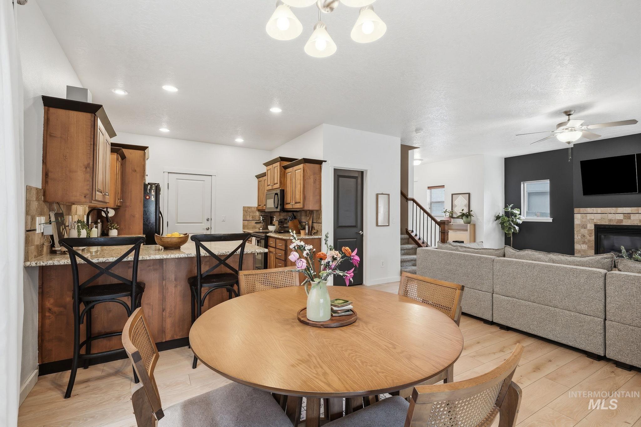 2166 S Myers Pl, Boise, Idaho 83706, 3 Bedrooms, 2.5 Bathrooms, Residential For Sale, Price $549,900,MLS 98991848