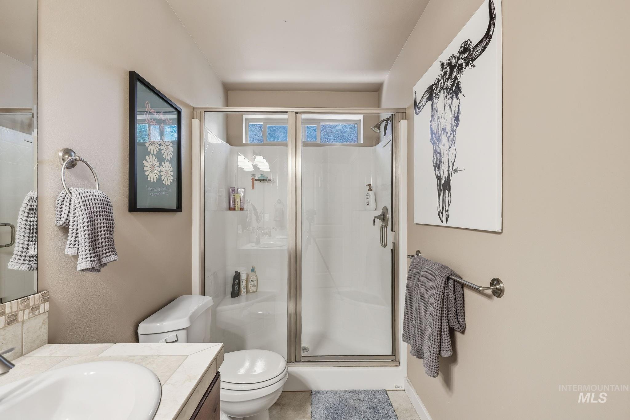 2166 S Myers Pl, Boise, Idaho 83706, 3 Bedrooms, 2.5 Bathrooms, Residential For Sale, Price $549,900,MLS 98991848