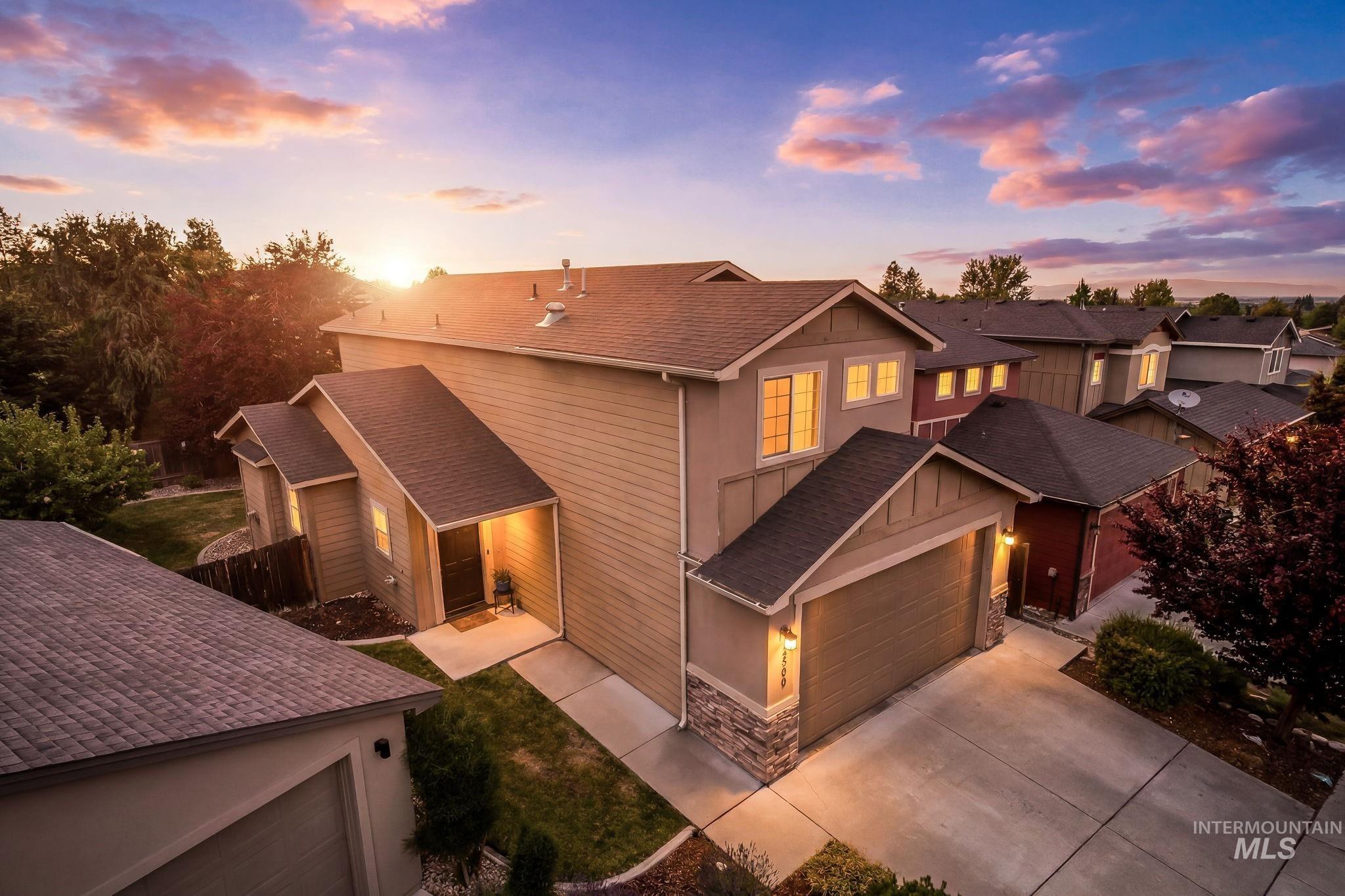 2166 S Myers Pl, Boise, Idaho 83706, 3 Bedrooms, 2.5 Bathrooms, Residential For Sale, Price $549,900,MLS 98991848