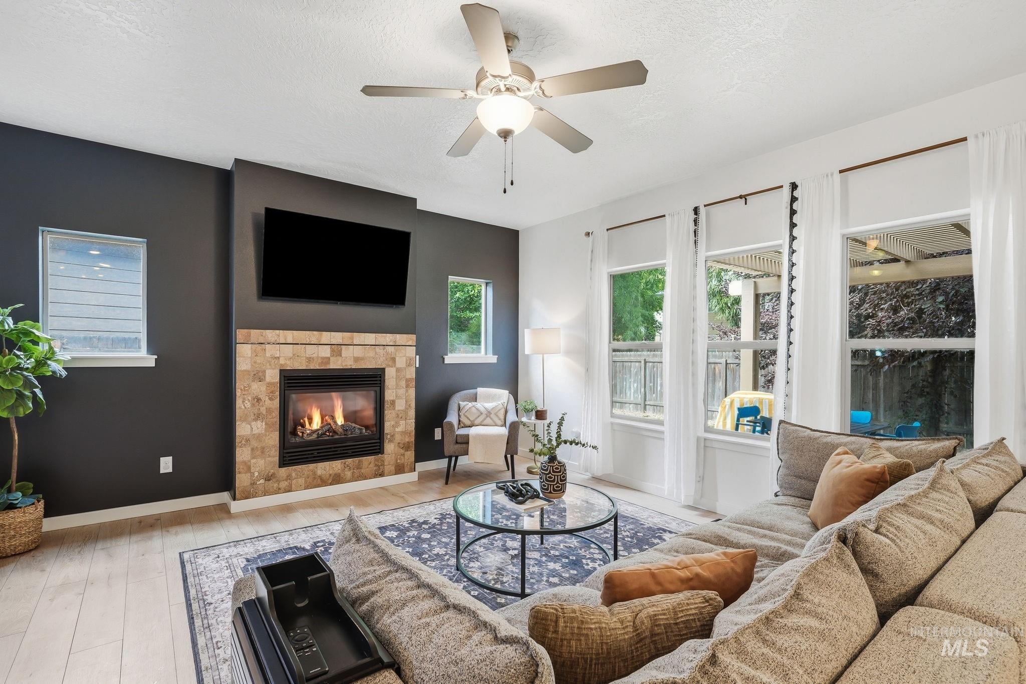 2166 S Myers Pl, Boise, Idaho 83706, 3 Bedrooms, 2.5 Bathrooms, Residential For Sale, Price $549,900,MLS 98991848