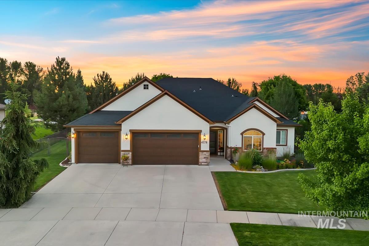 4578 W Montage Dr, Eagle, Idaho 83616, 3 Bedrooms, 2.5 Bathrooms, Residential For Sale, Price $869,900,MLS 98991850