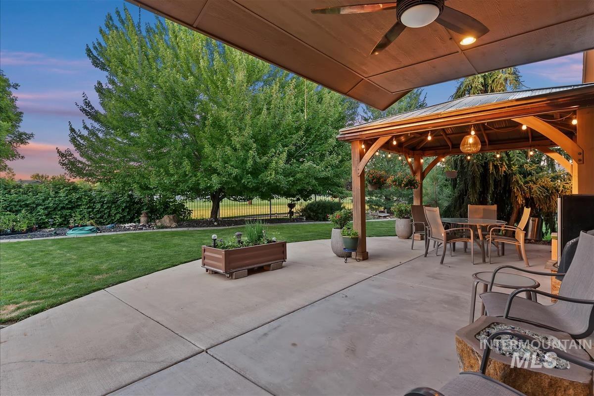 4578 W Montage Dr, Eagle, Idaho 83616, 3 Bedrooms, 2.5 Bathrooms, Residential For Sale, Price $869,900,MLS 98991850