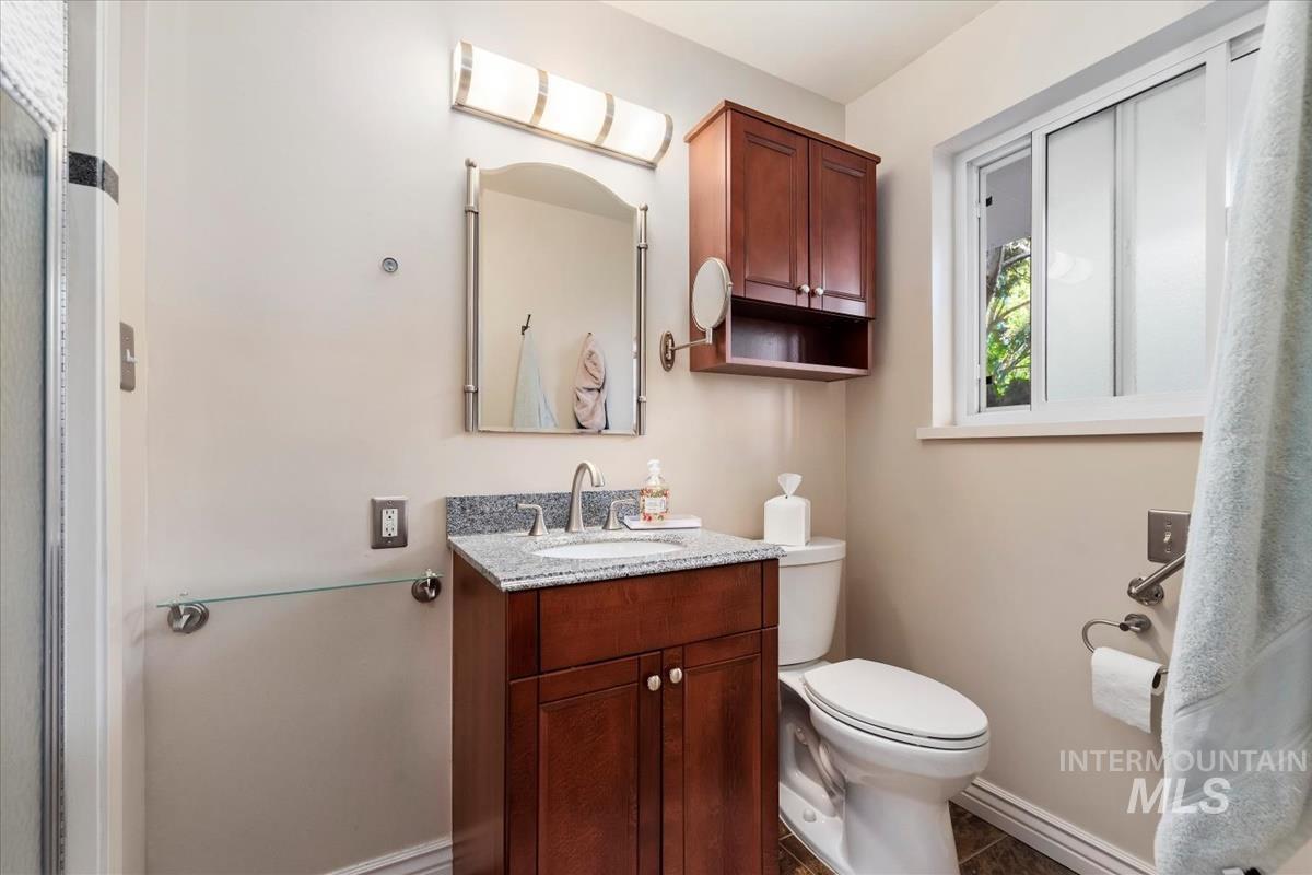 2027 N Amber St, Boise, Idaho 83706, 4 Bedrooms, 3.5 Bathrooms, Residential For Sale, Price $825,000,MLS 98991852