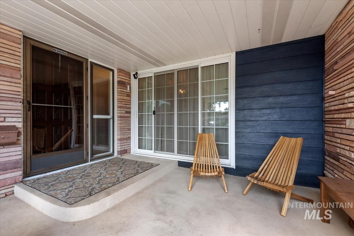 2027 N Amber St, Boise, Idaho 83706, 4 Bedrooms, 3.5 Bathrooms, Residential For Sale, Price $825,000,MLS 98991852