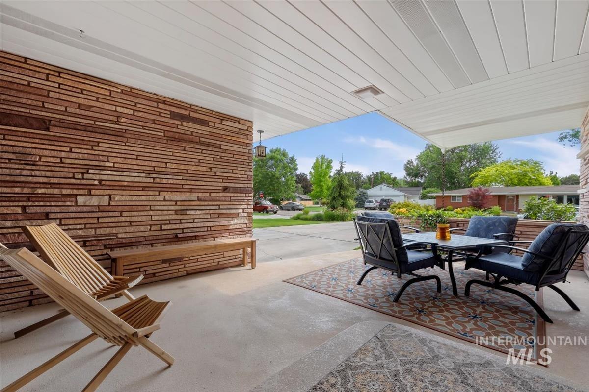 2027 N Amber St, Boise, Idaho 83706, 4 Bedrooms, 3.5 Bathrooms, Residential For Sale, Price $825,000,MLS 98991852